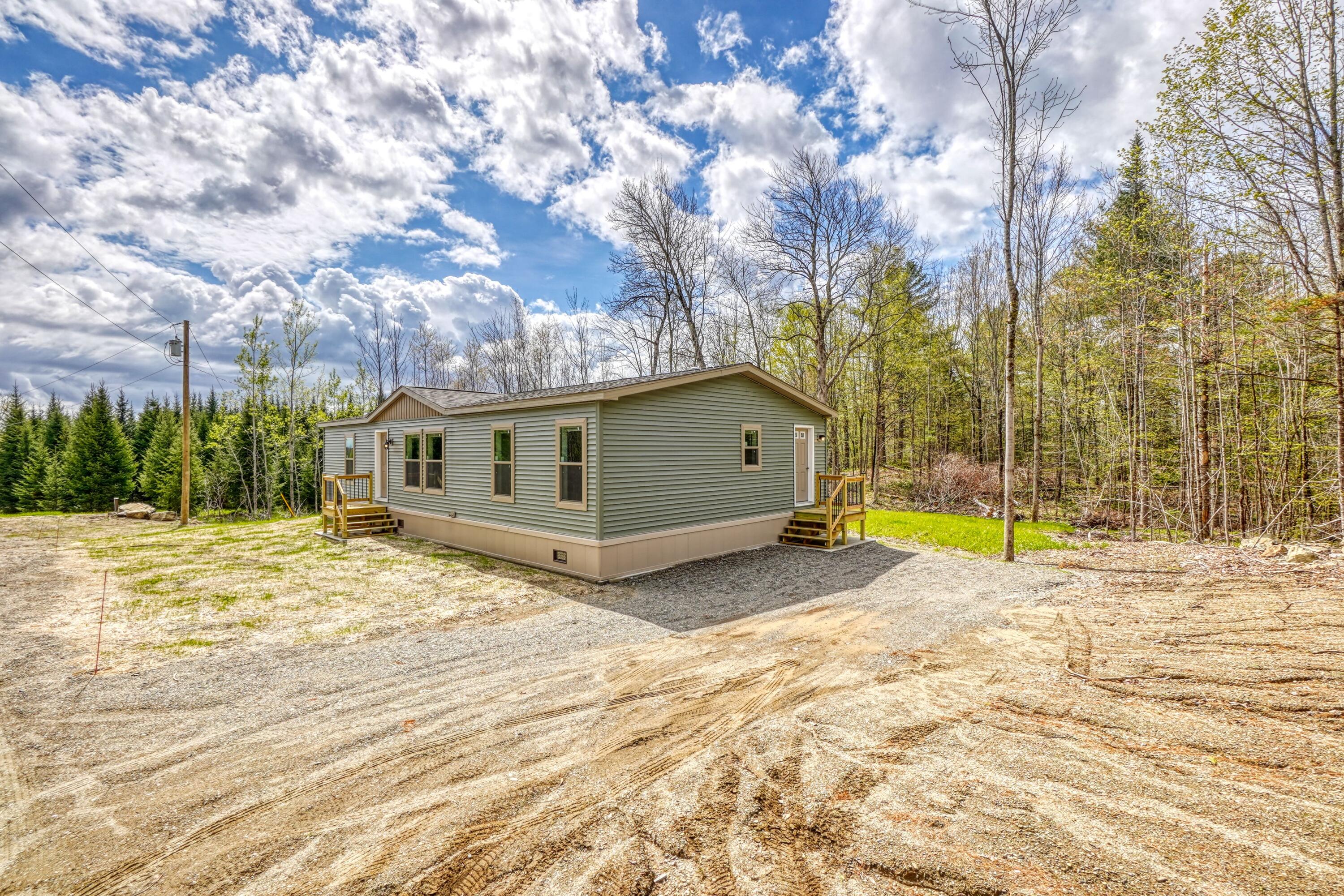 12 Country View Lane Property Photo 3