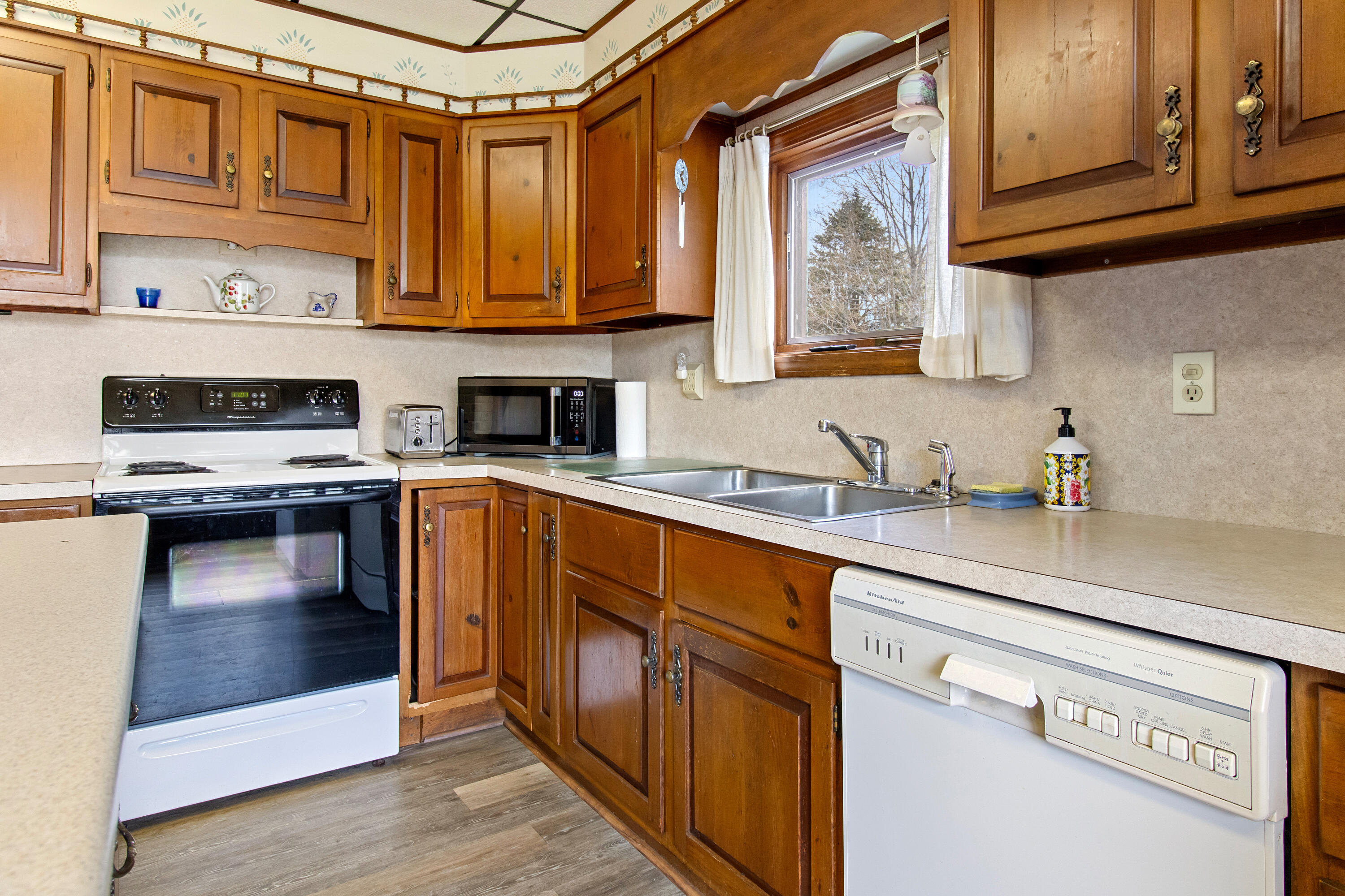 63 Old Rockland Street Property Photo 10