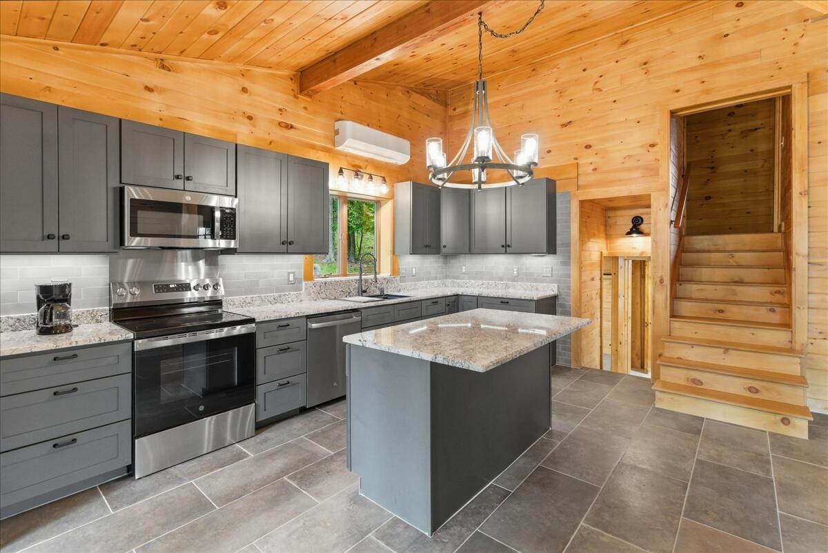 203 Belgrade Road Property Photo 65