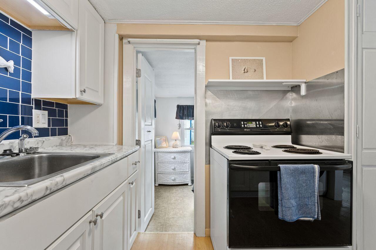 3 Island View Avenue Property Photo 11
