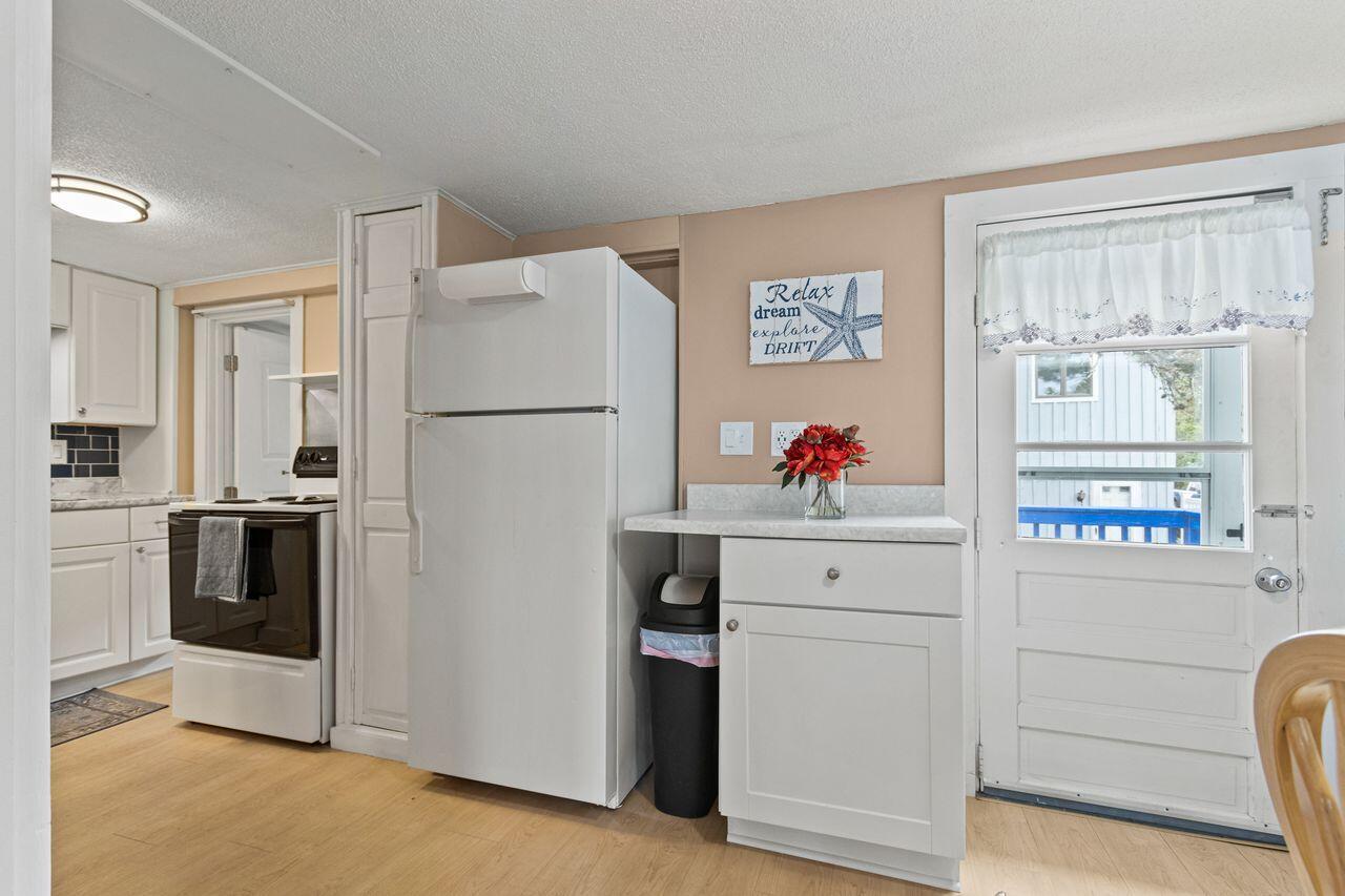 3 Island View Avenue Property Photo 14