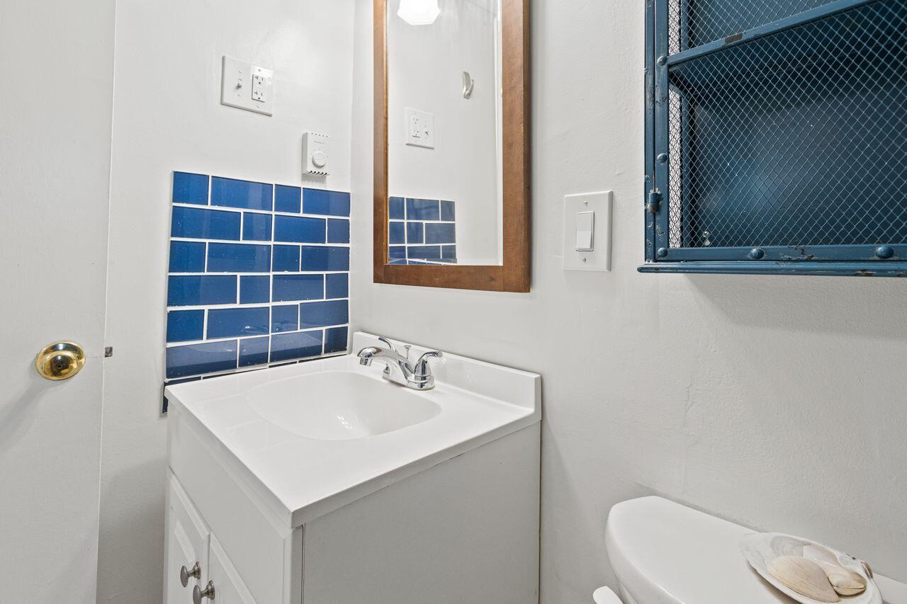 3 Island View Avenue Property Photo 18