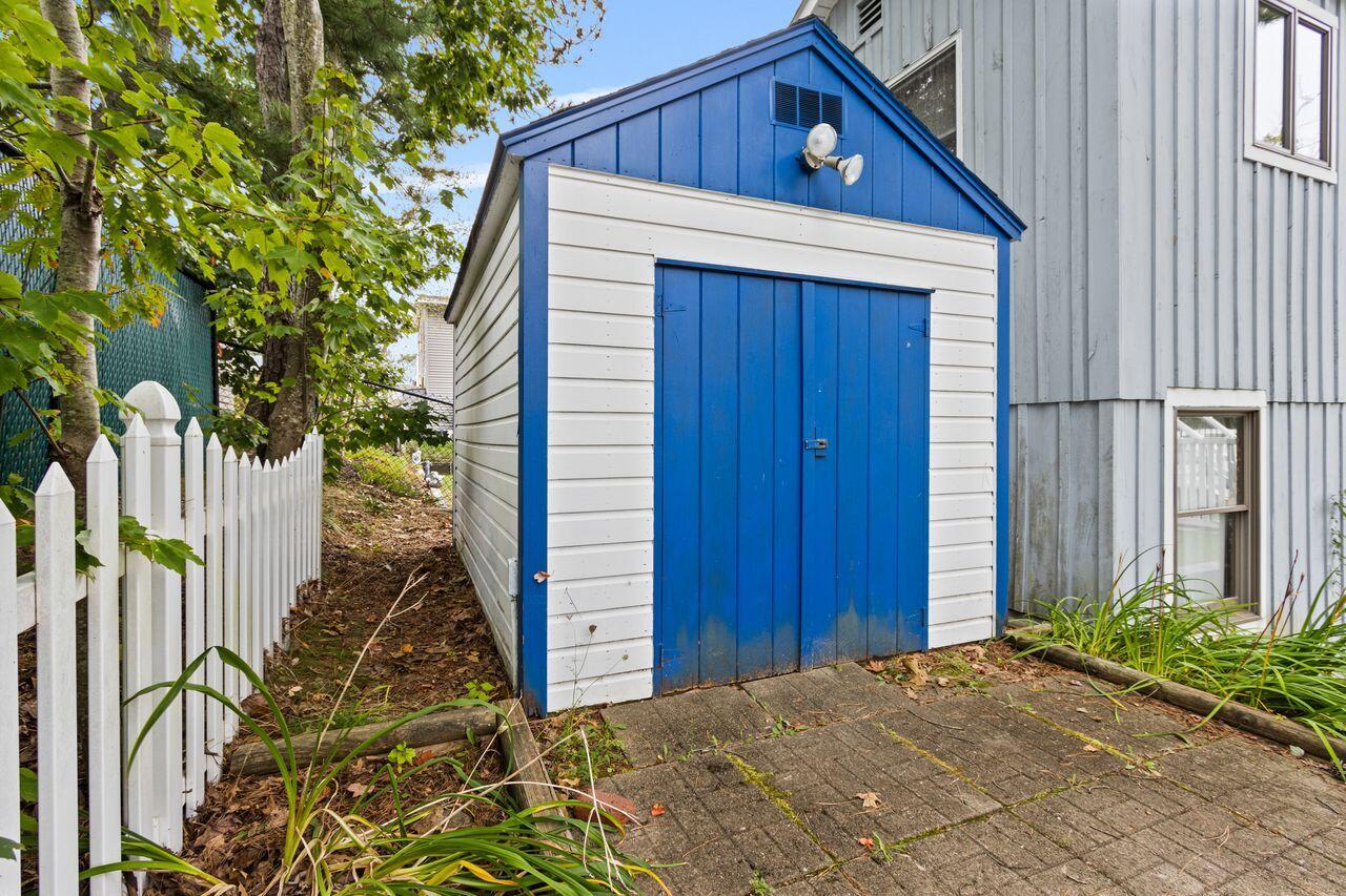 3 Island View Avenue Property Photo 23