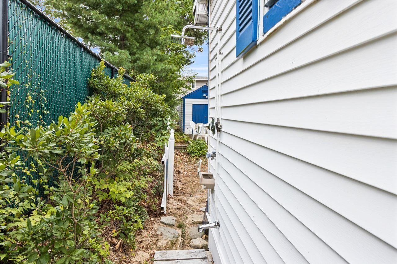 3 Island View Avenue Property Photo 28