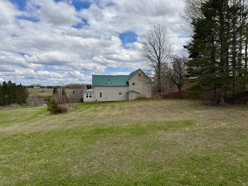 581 Robinson Road Property Photo 5