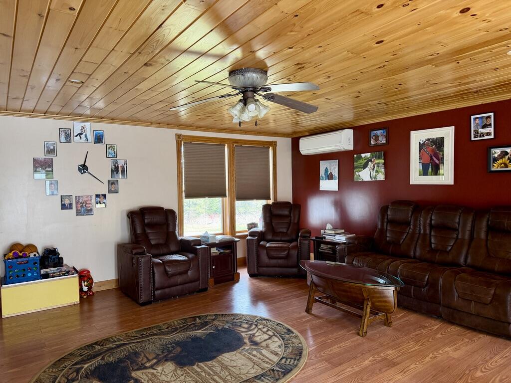 581 Robinson Road Property Photo 20