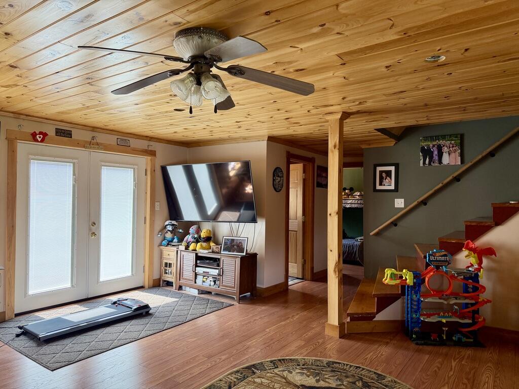 581 Robinson Road Property Photo 22