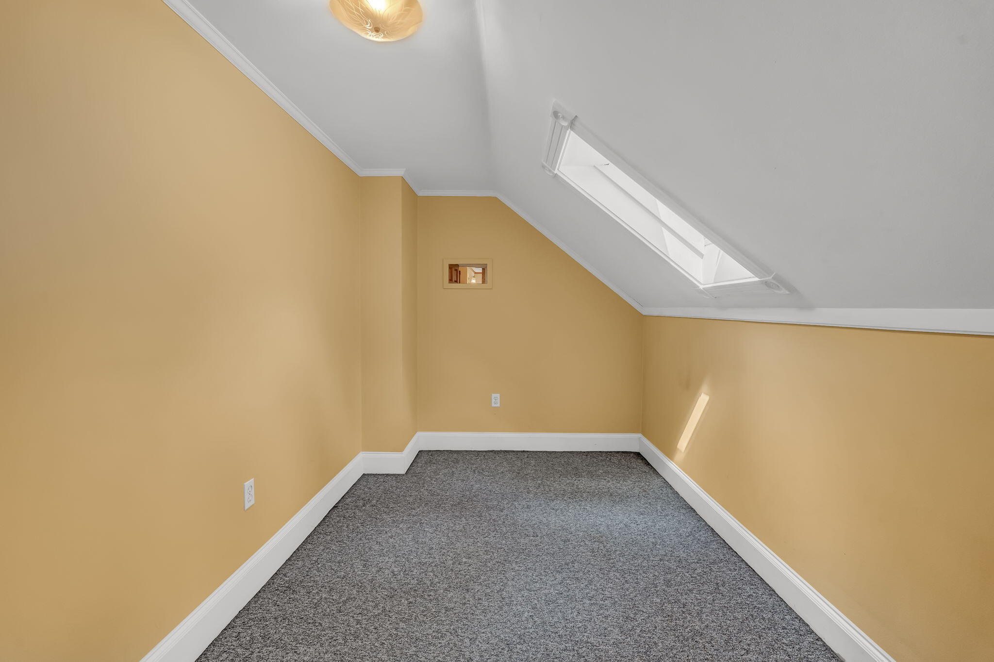 375 River Road Property Photo 26