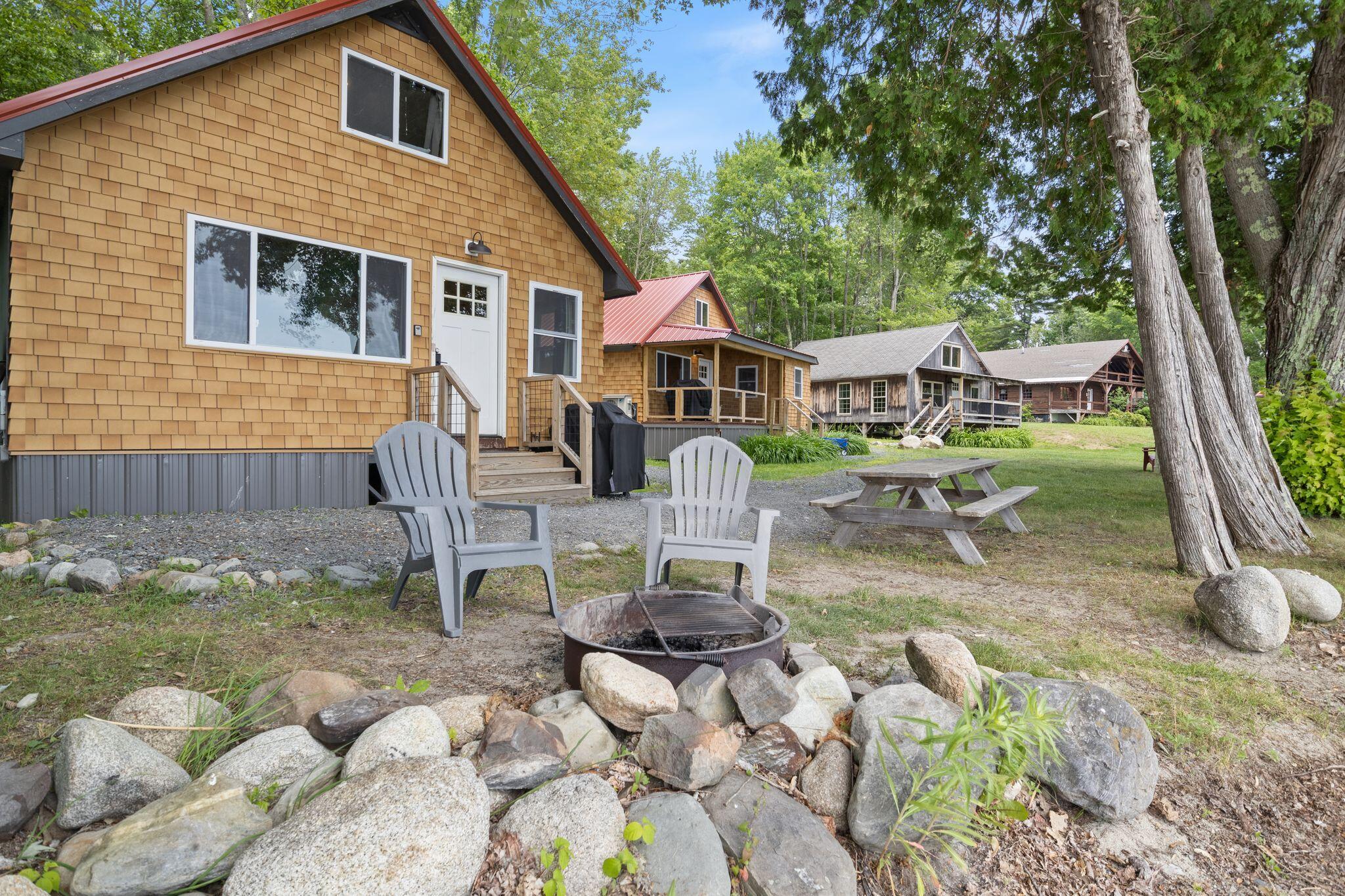 8 Sand Beach Lane Property Photo 9