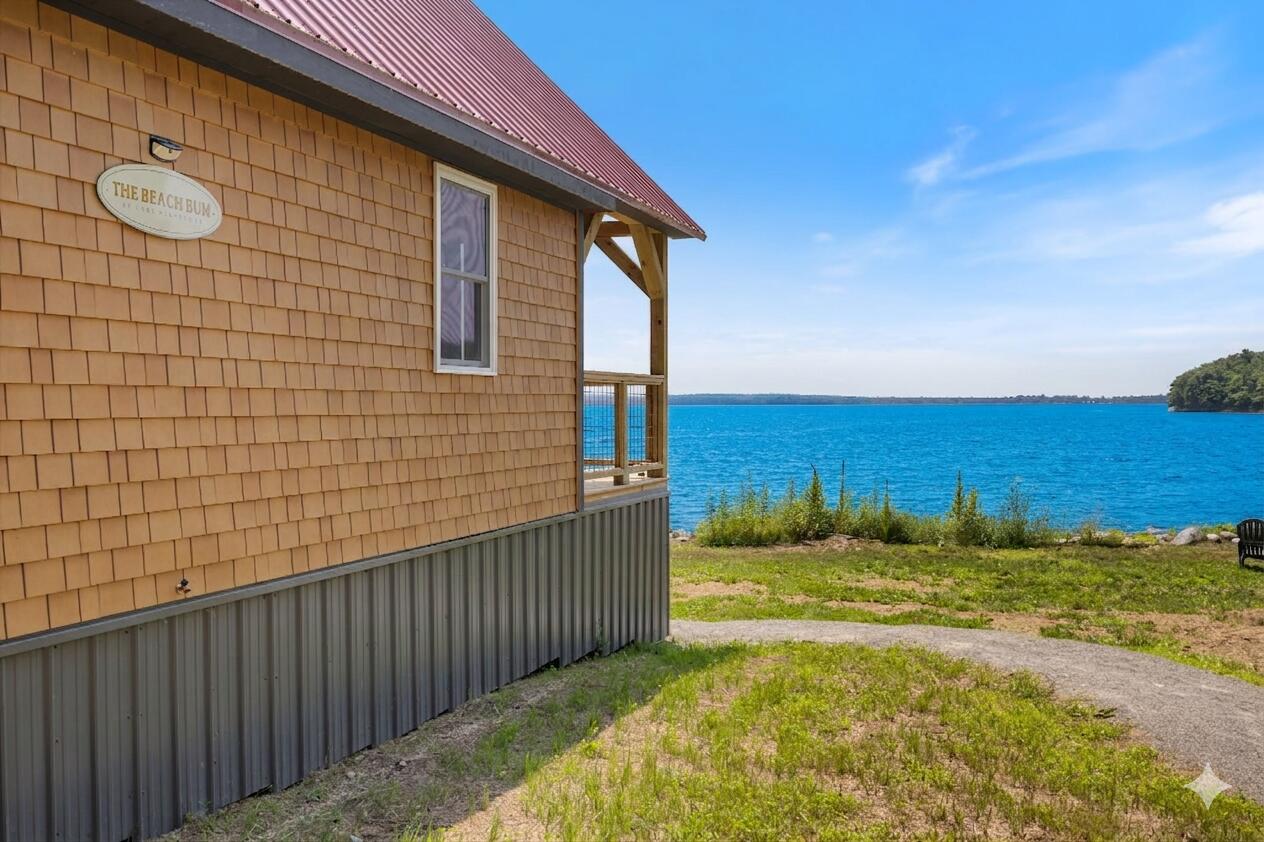 8 Sand Beach Lane Property Photo 17