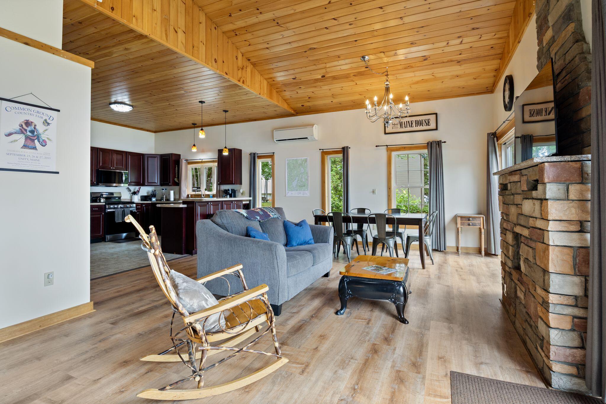 8 Sand Beach Lane Property Photo 28