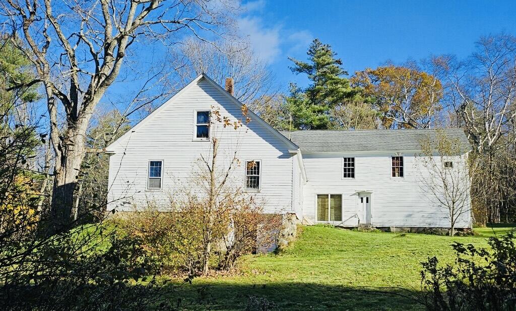 105 Hillside Road Property Photo 3