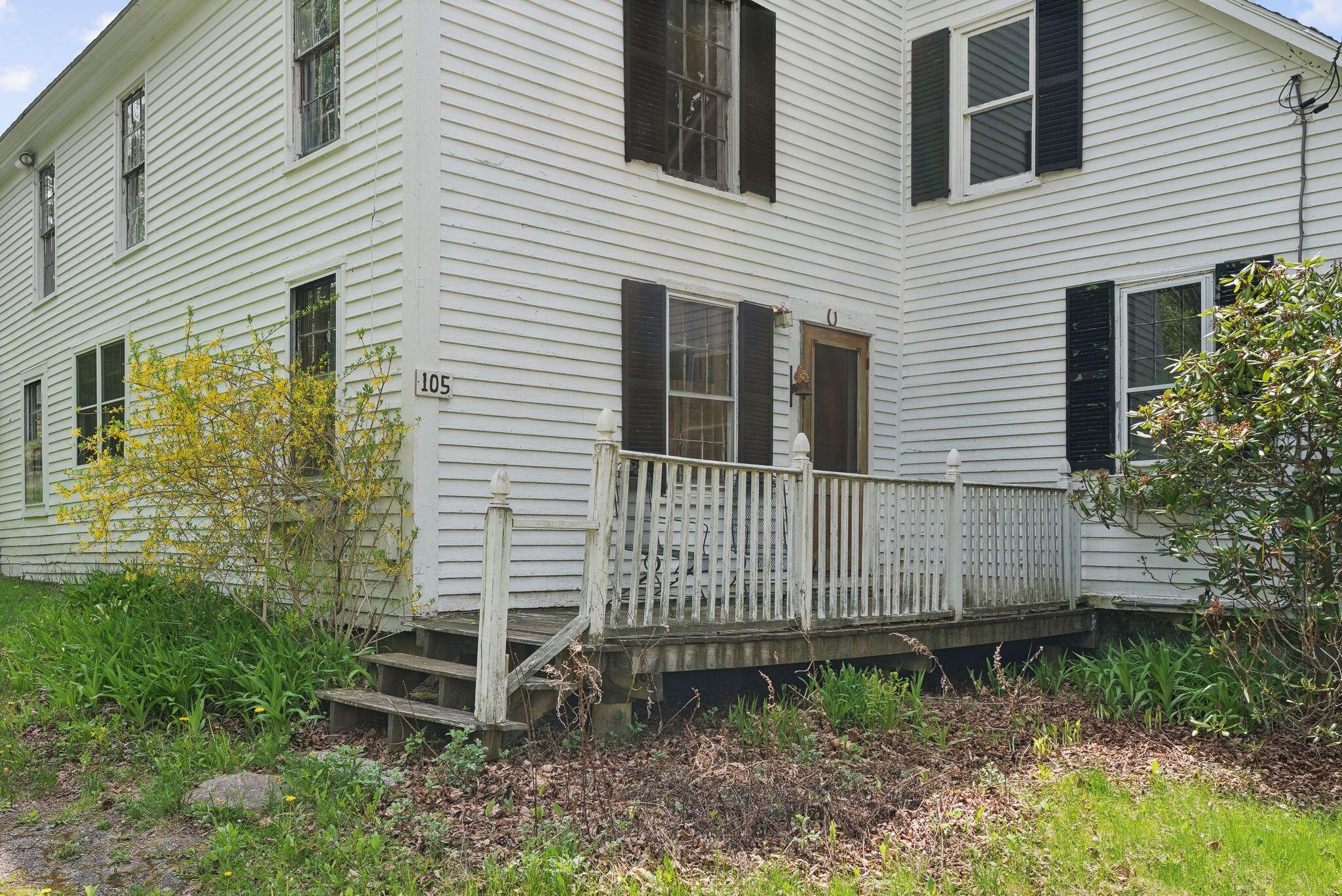 105 Hillside Road Property Photo 6