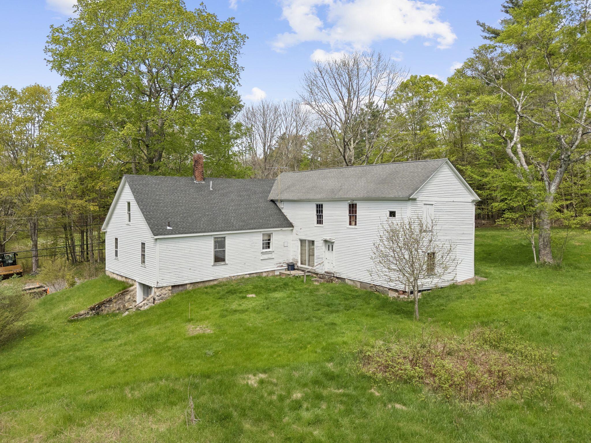105 Hillside Road Property Photo 13
