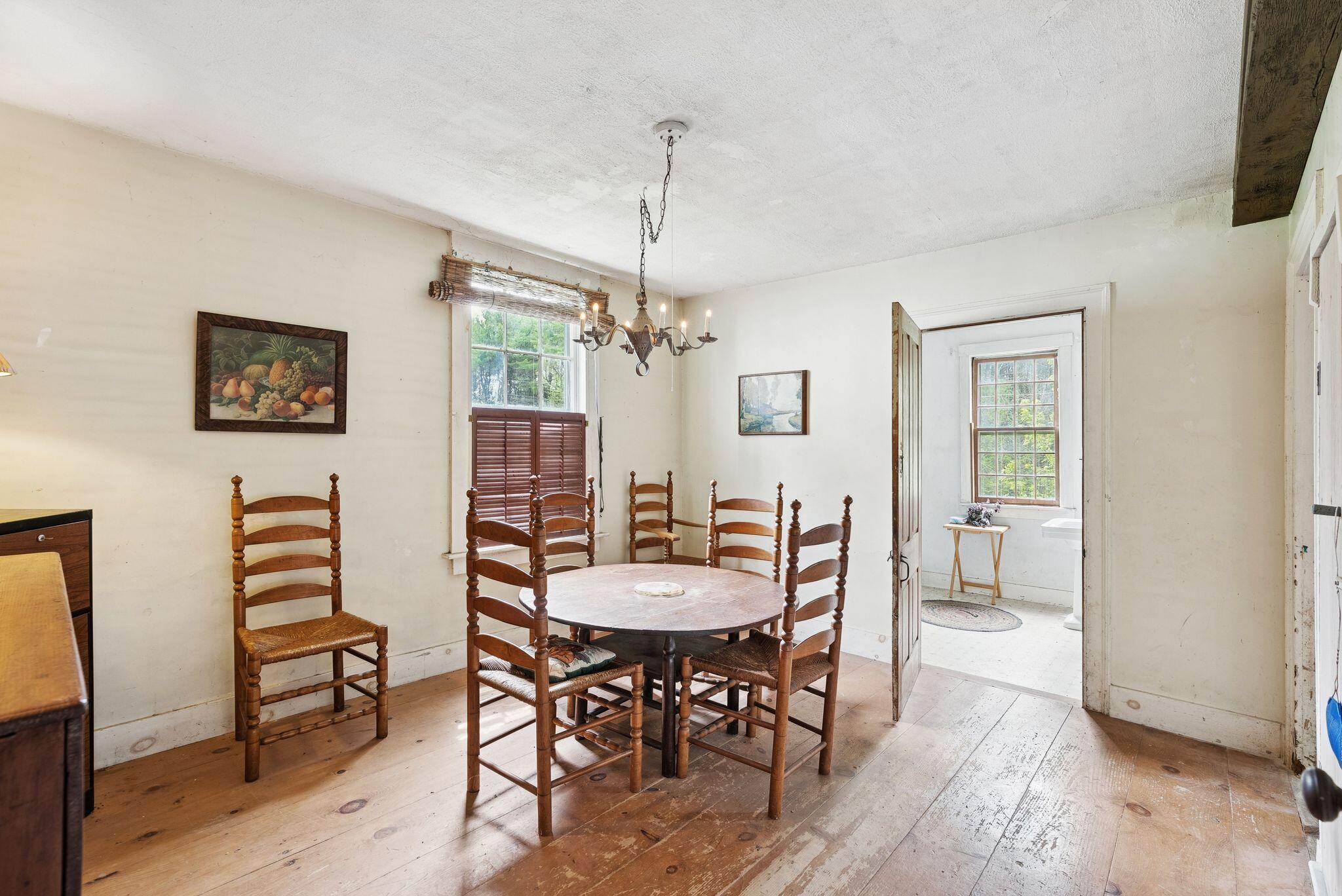 105 Hillside Road Property Photo 23