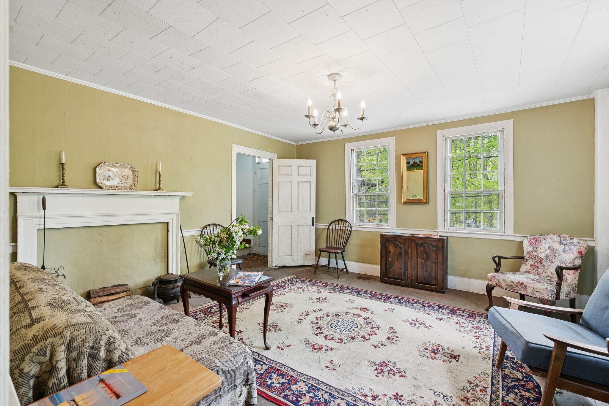 105 Hillside Road Property Photo 28