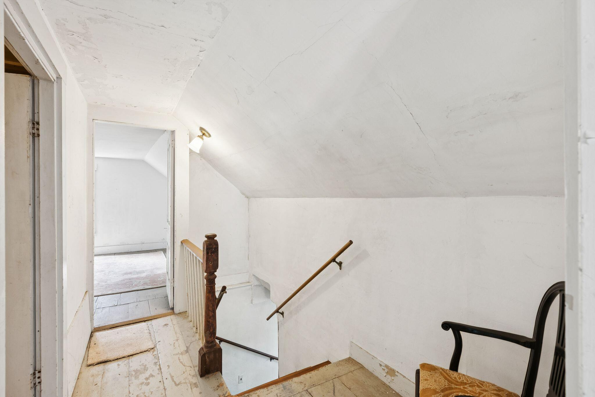 105 Hillside Road Property Photo 32