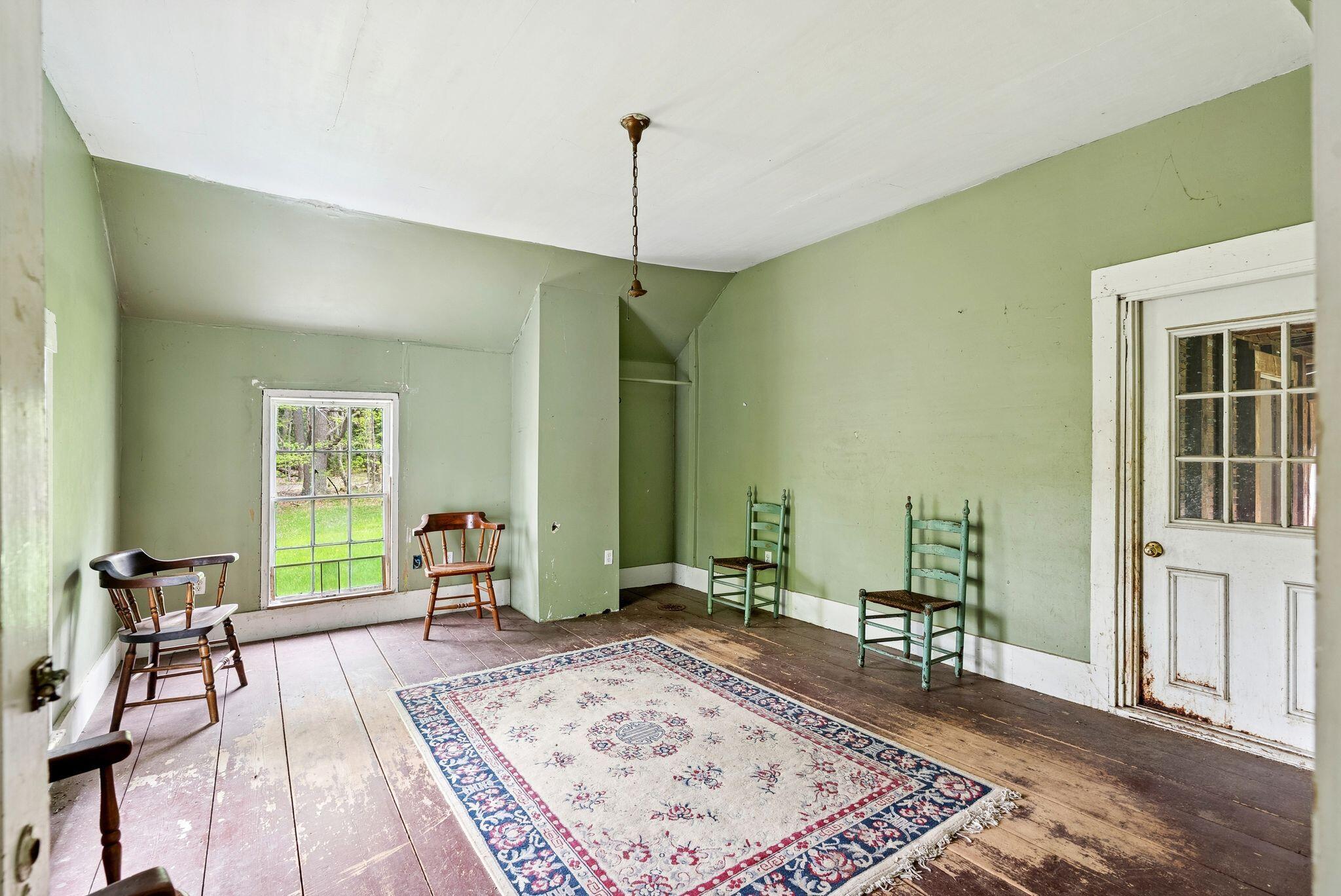 105 Hillside Road Property Photo 38