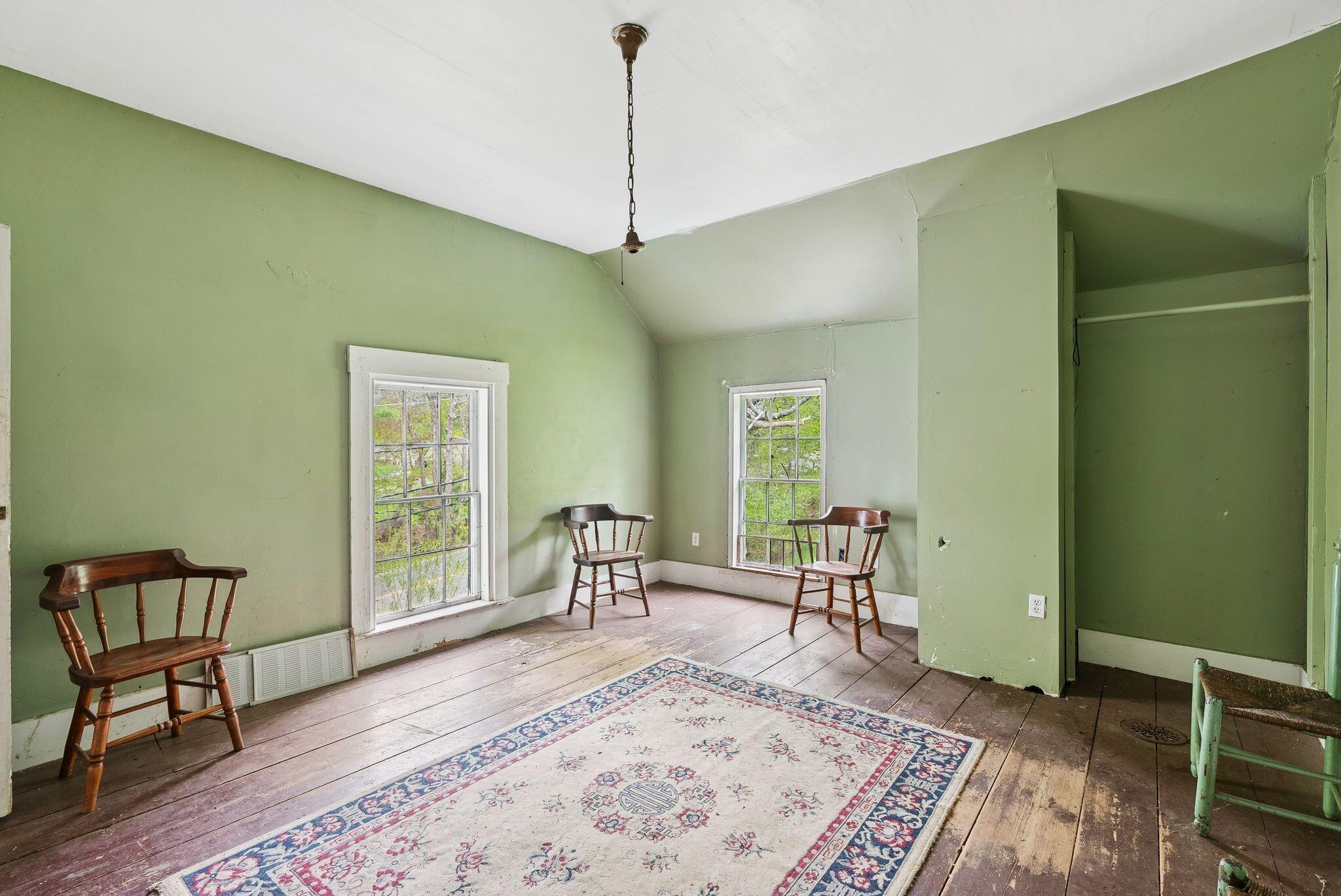 105 Hillside Road Property Photo 39