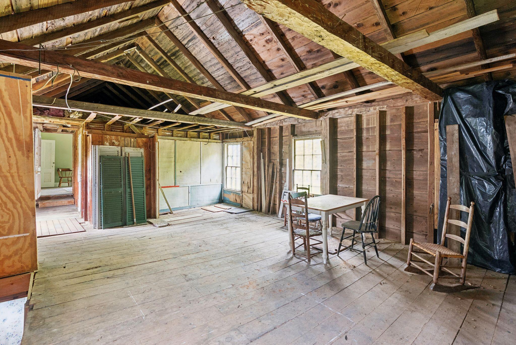 105 Hillside Road Property Photo 43