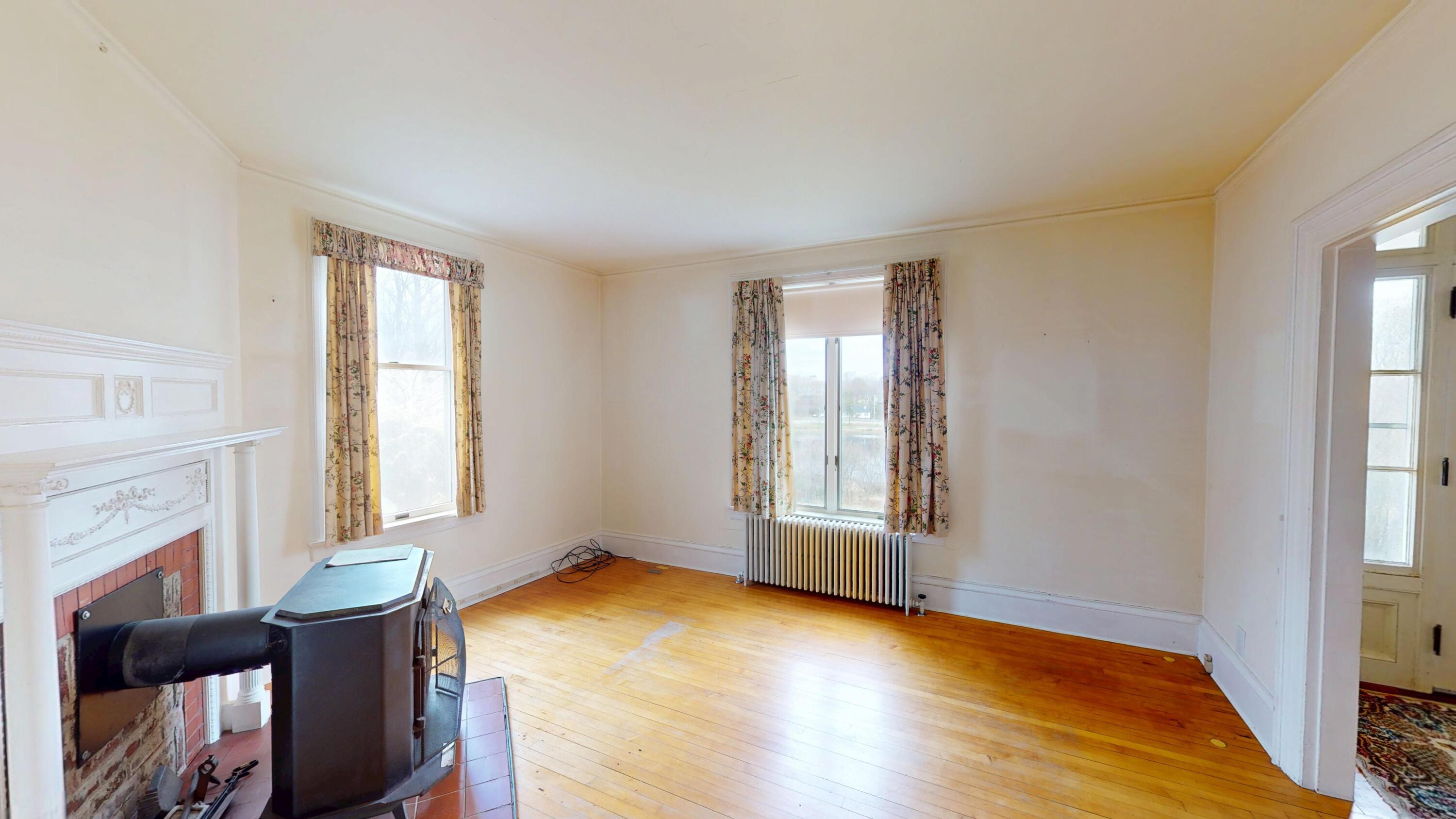 4 Elliot Street Property Photo 27