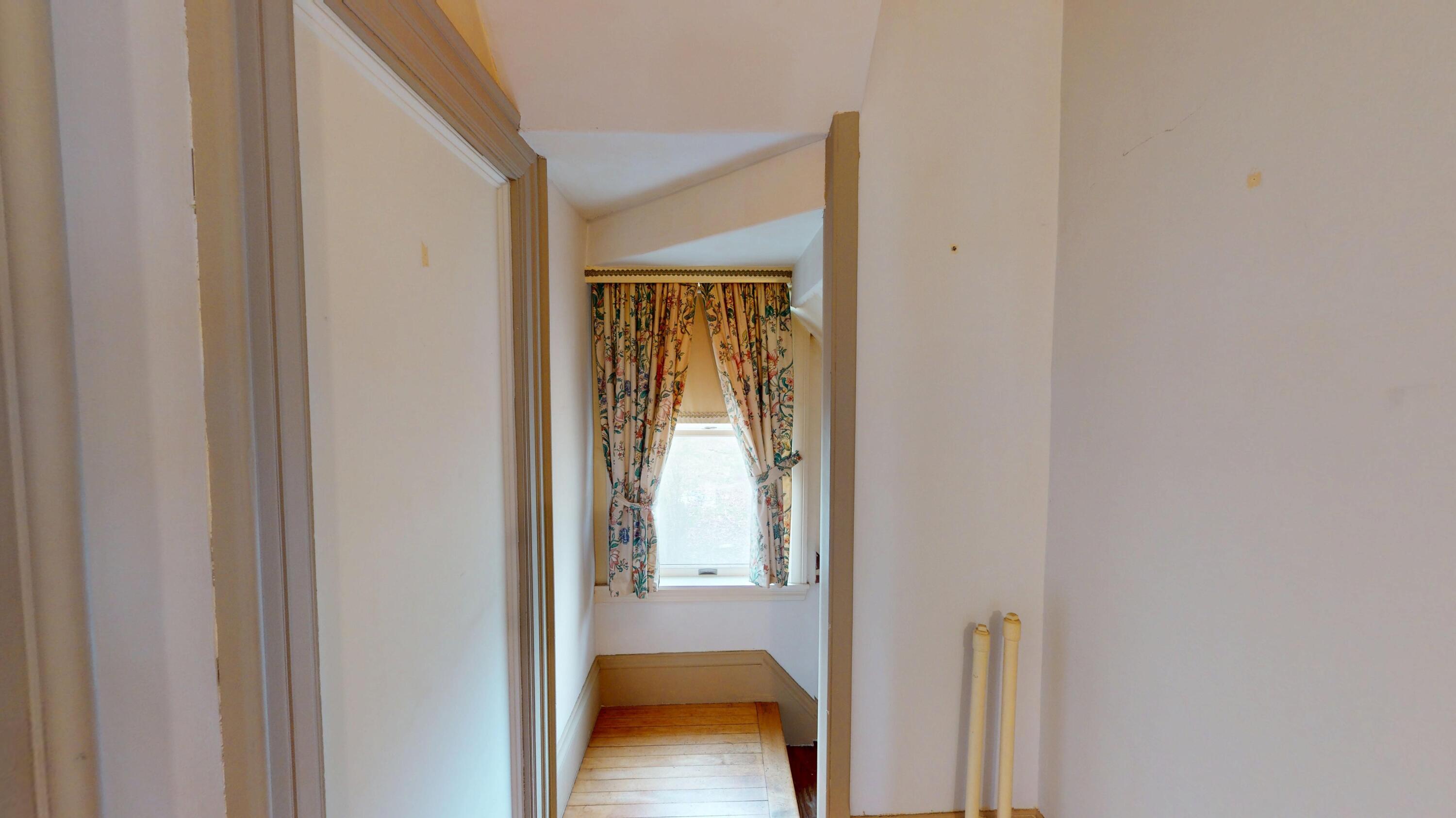 4 Elliot Street Property Photo 44