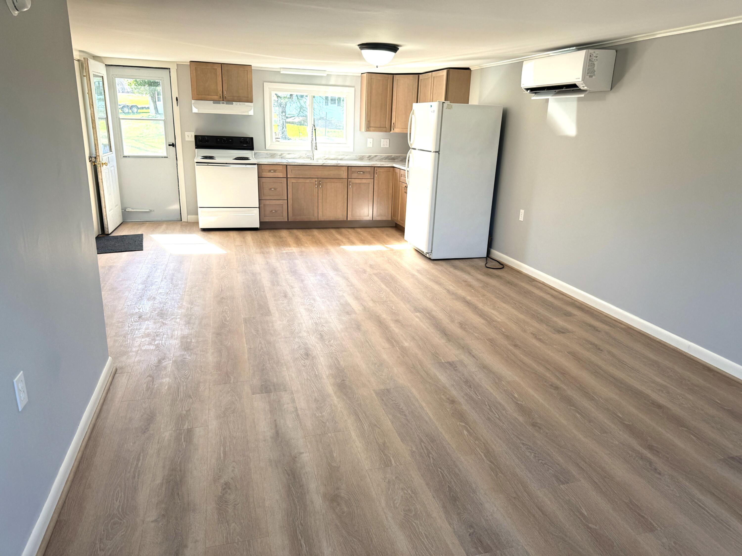 48 School House Road Property Photo 13