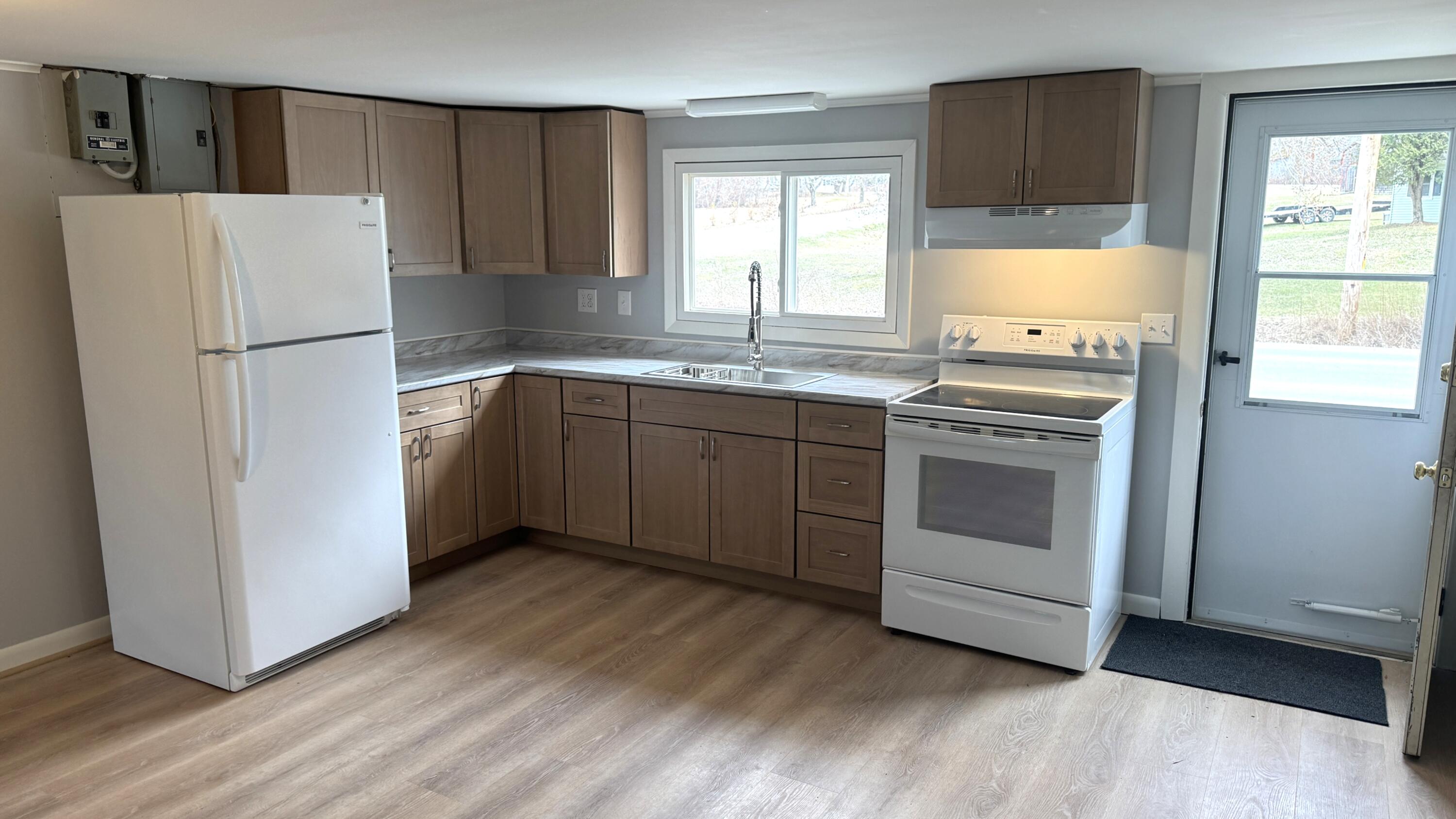 48 School House Road Property Photo 18