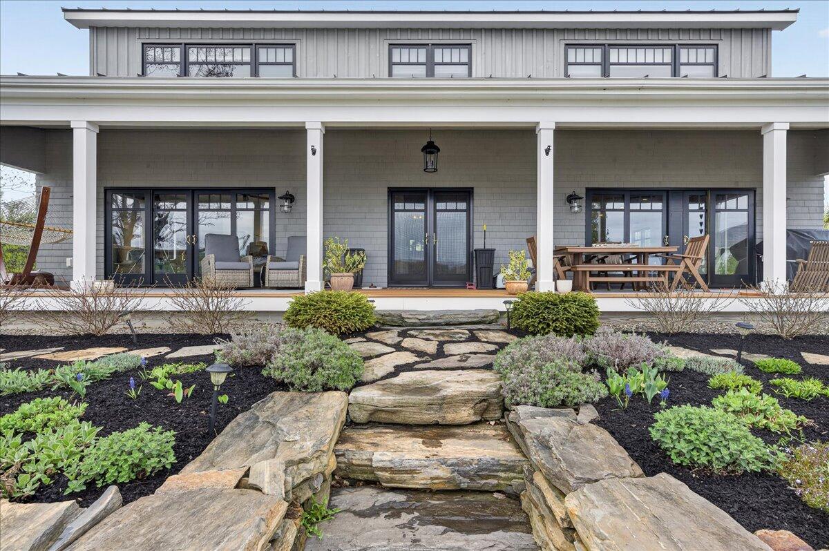 16 Blacks Landing Property Photo 6