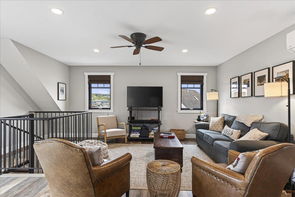 16 Blacks Landing Property Photo 80