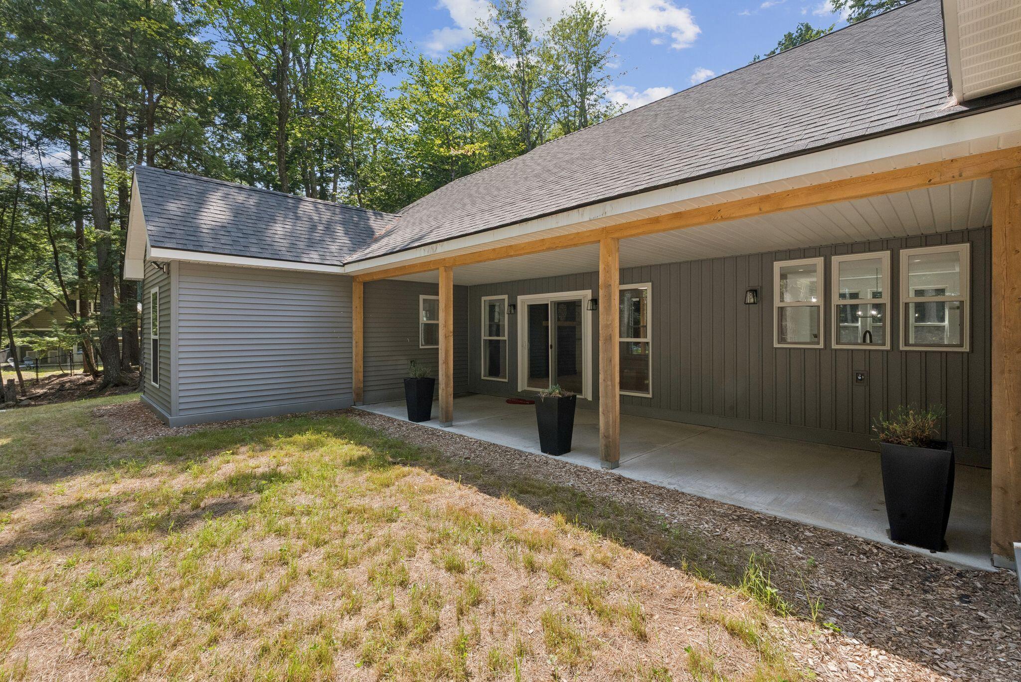 492 Point Drive Property Photo 25
