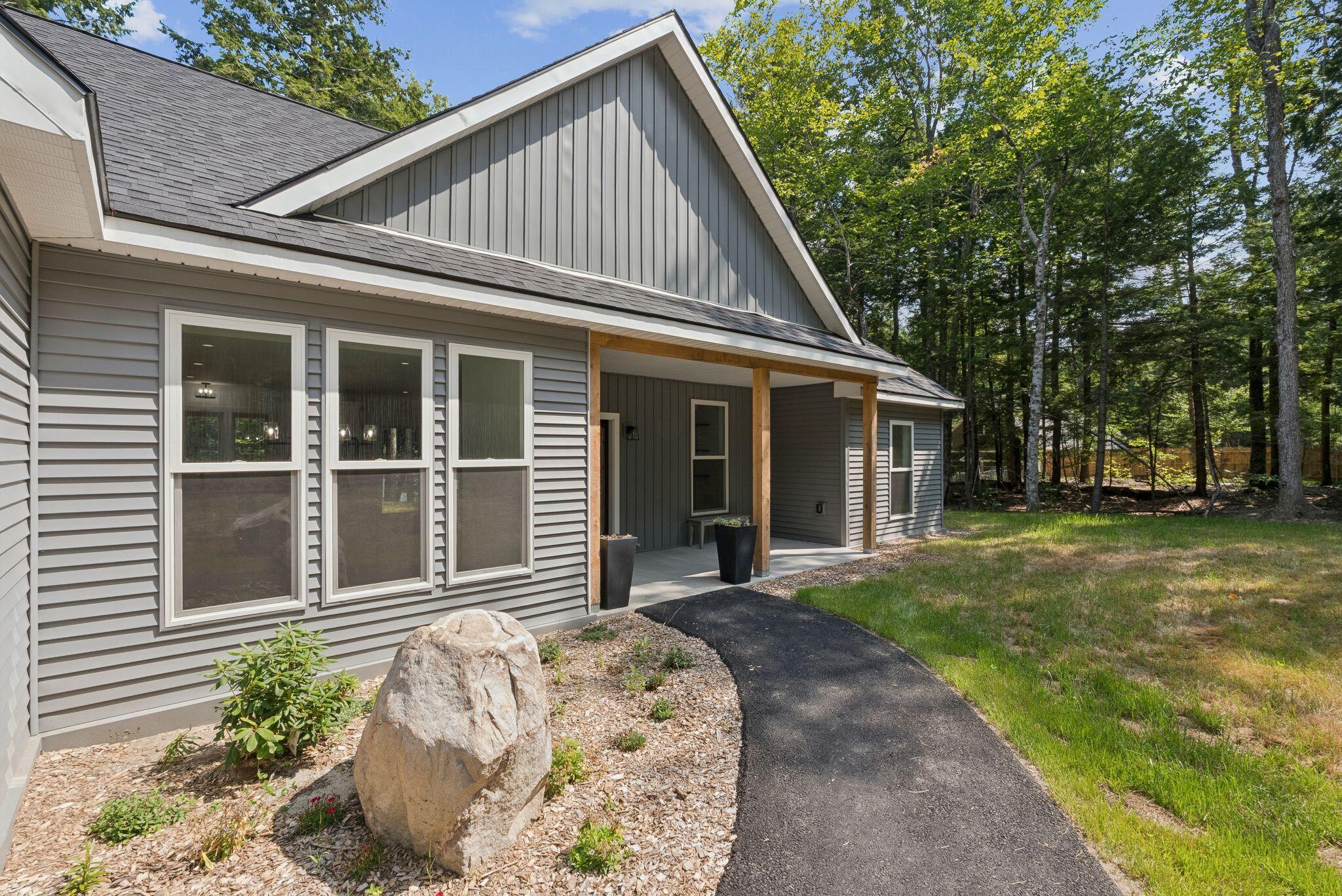 492 Point Drive Property Photo 27