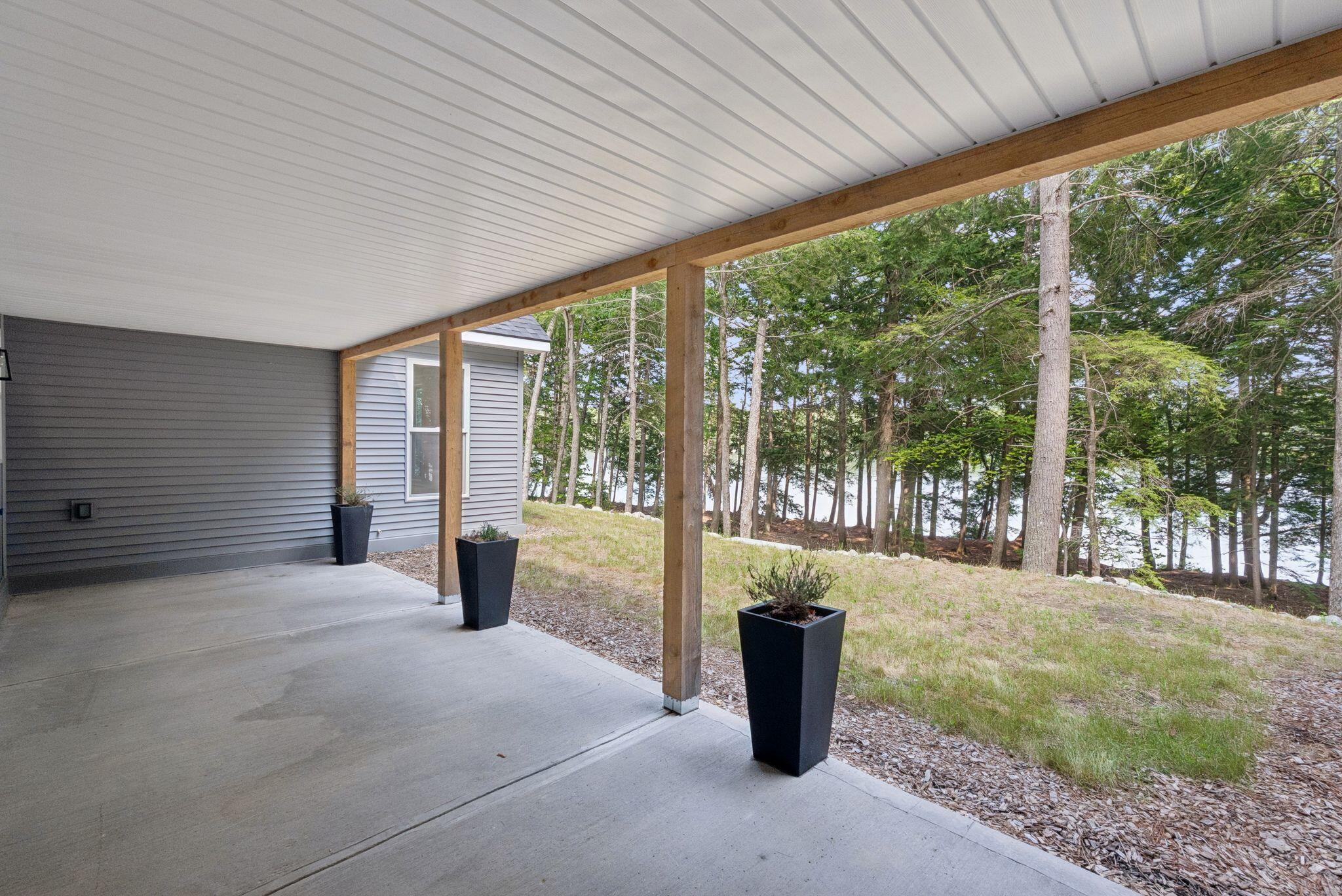 492 Point Drive Property Photo 32