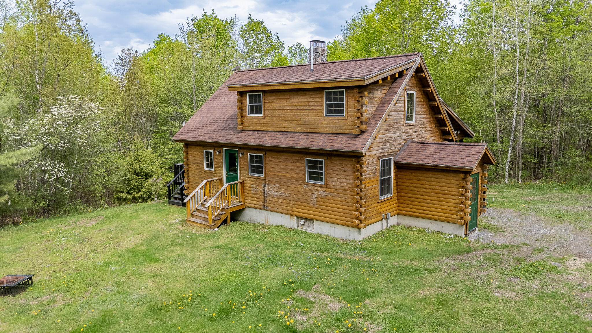 119 Stream Road Property Photo 2