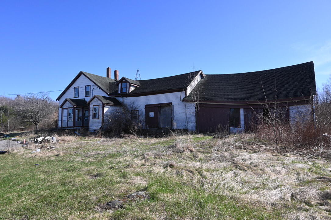 4315 Airline Road Property Photo 1