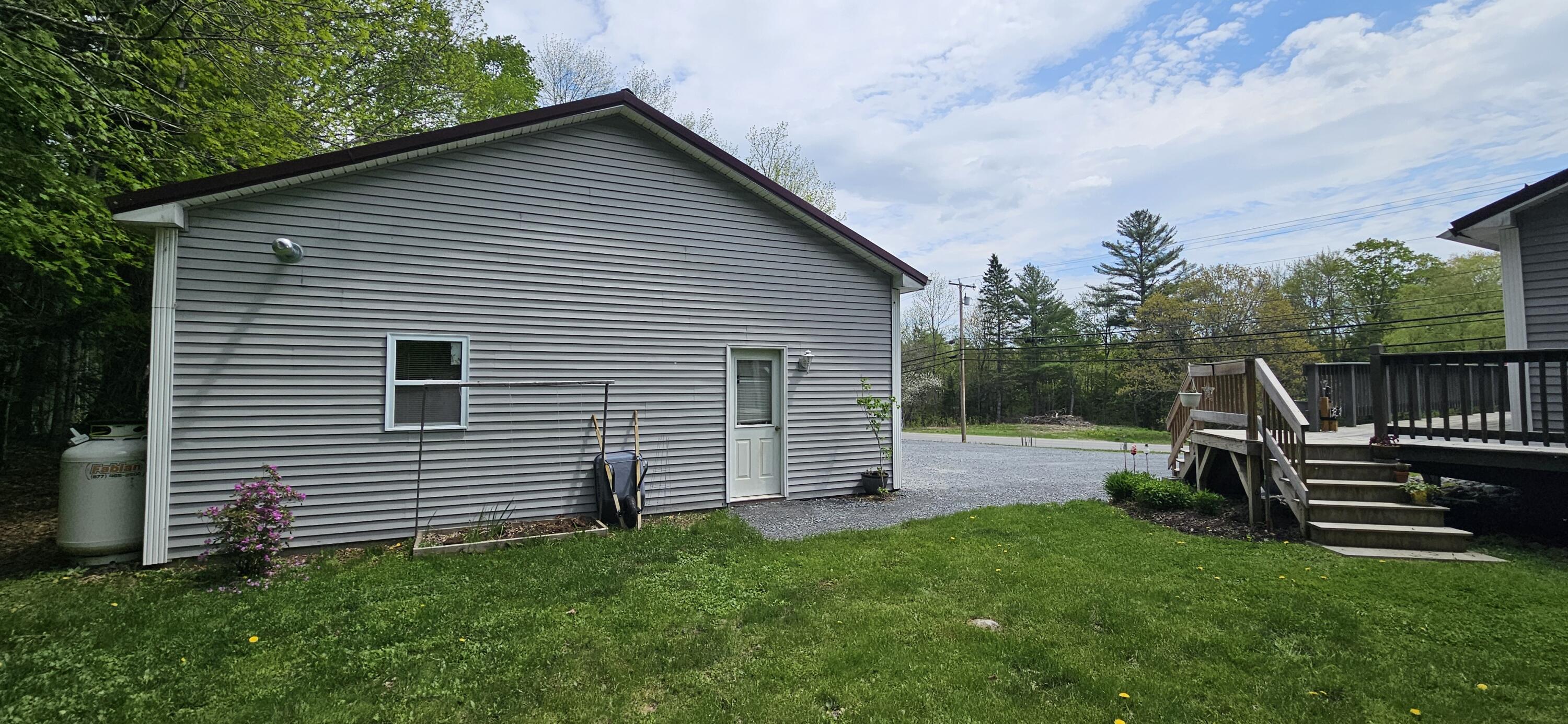 57 Hartland Road Property Photo 7