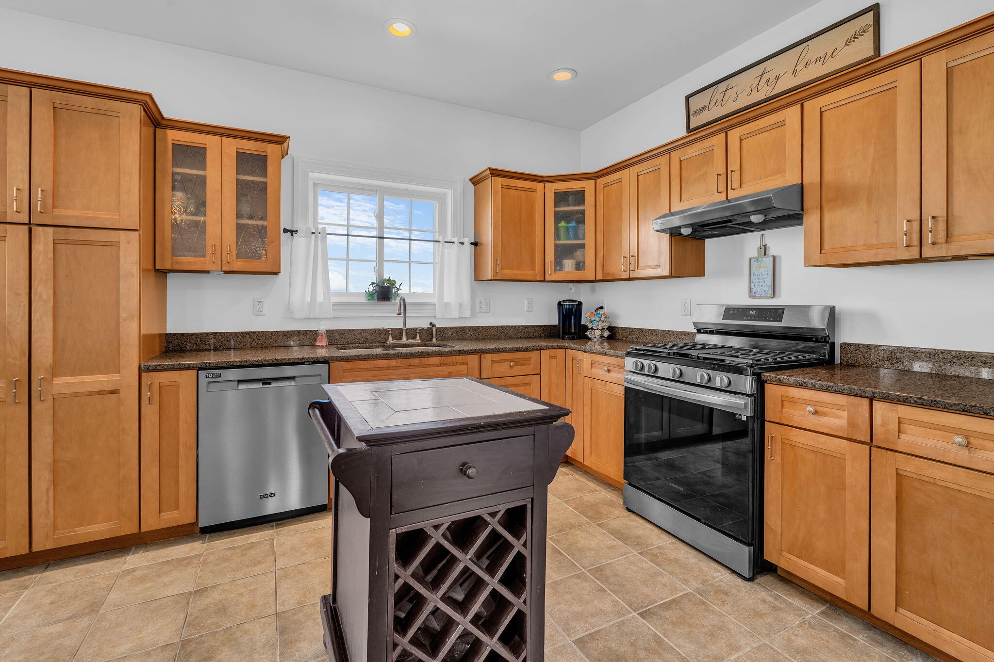 40 Hillview Drive Property Photo 18