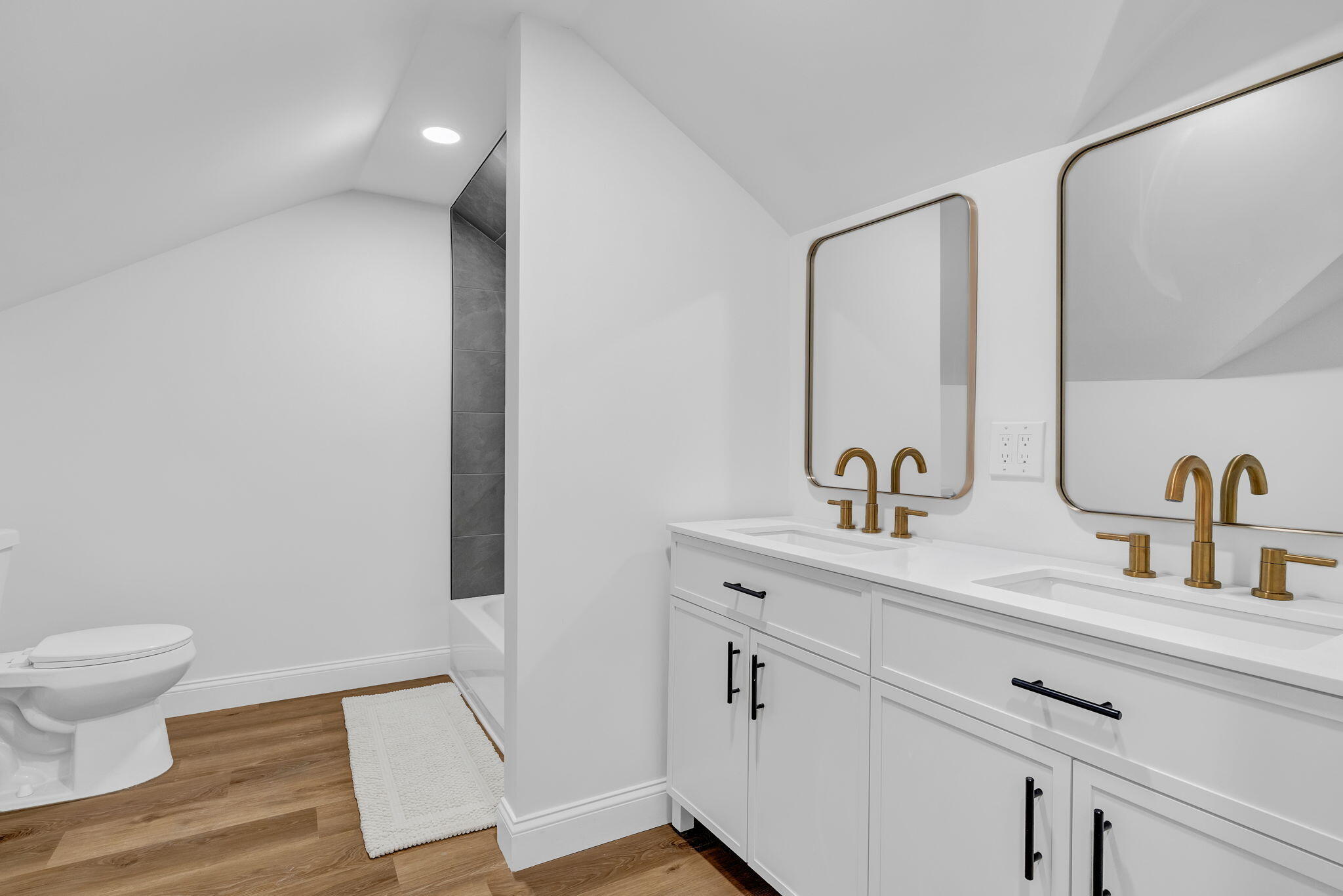 1132 College Avenue Property Photo 44