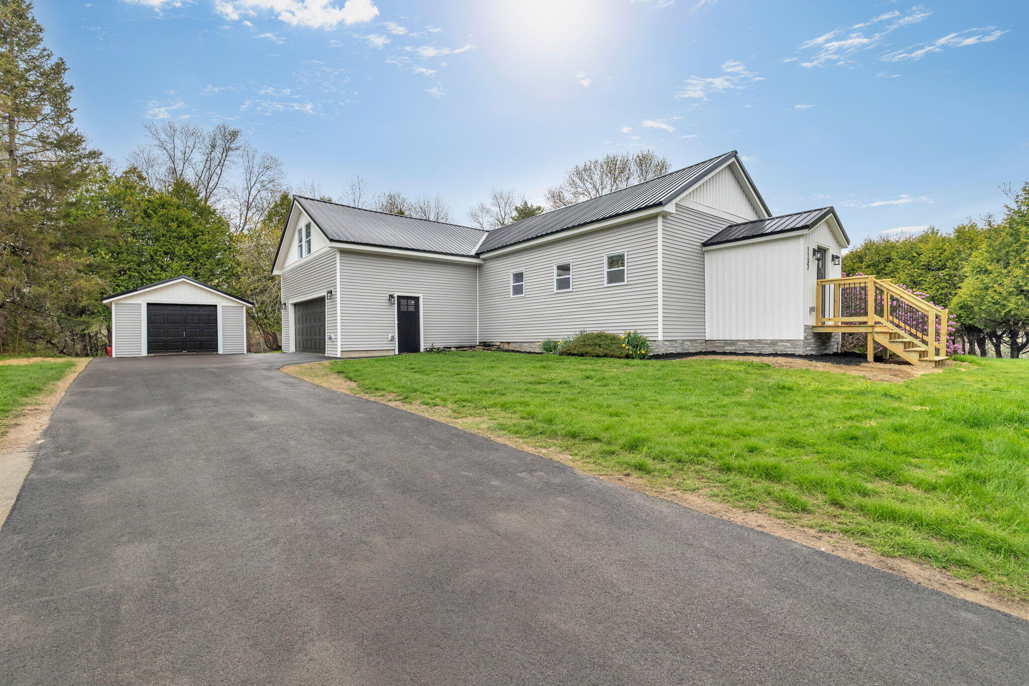 1132 College Avenue Property Photo 48