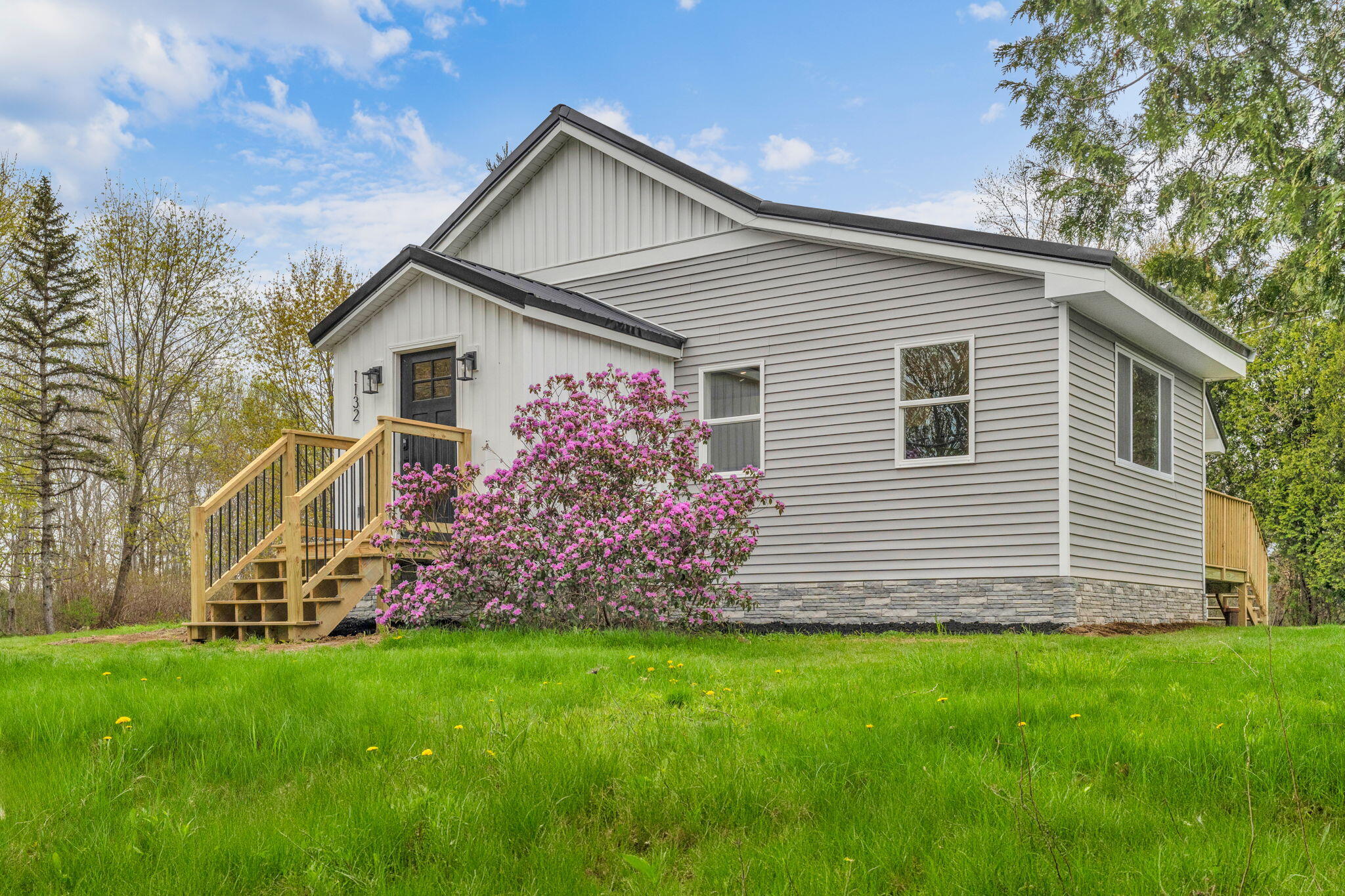 1132 College Avenue Property Photo 50
