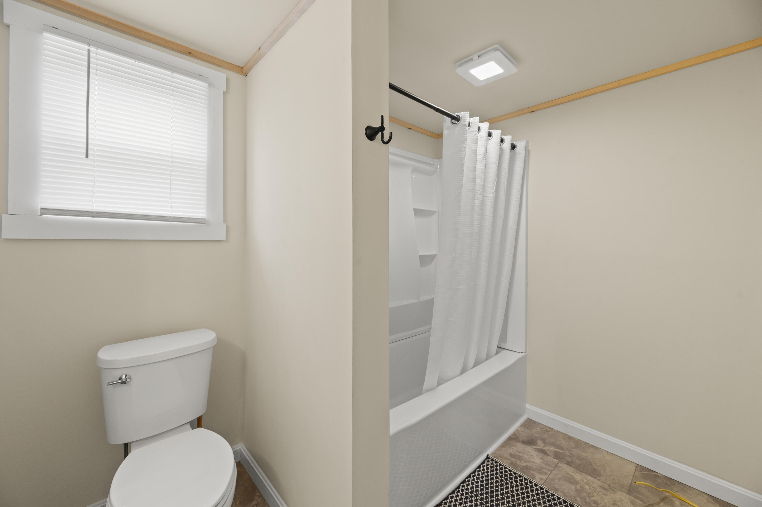 15 Lagrange Road Property Photo 9