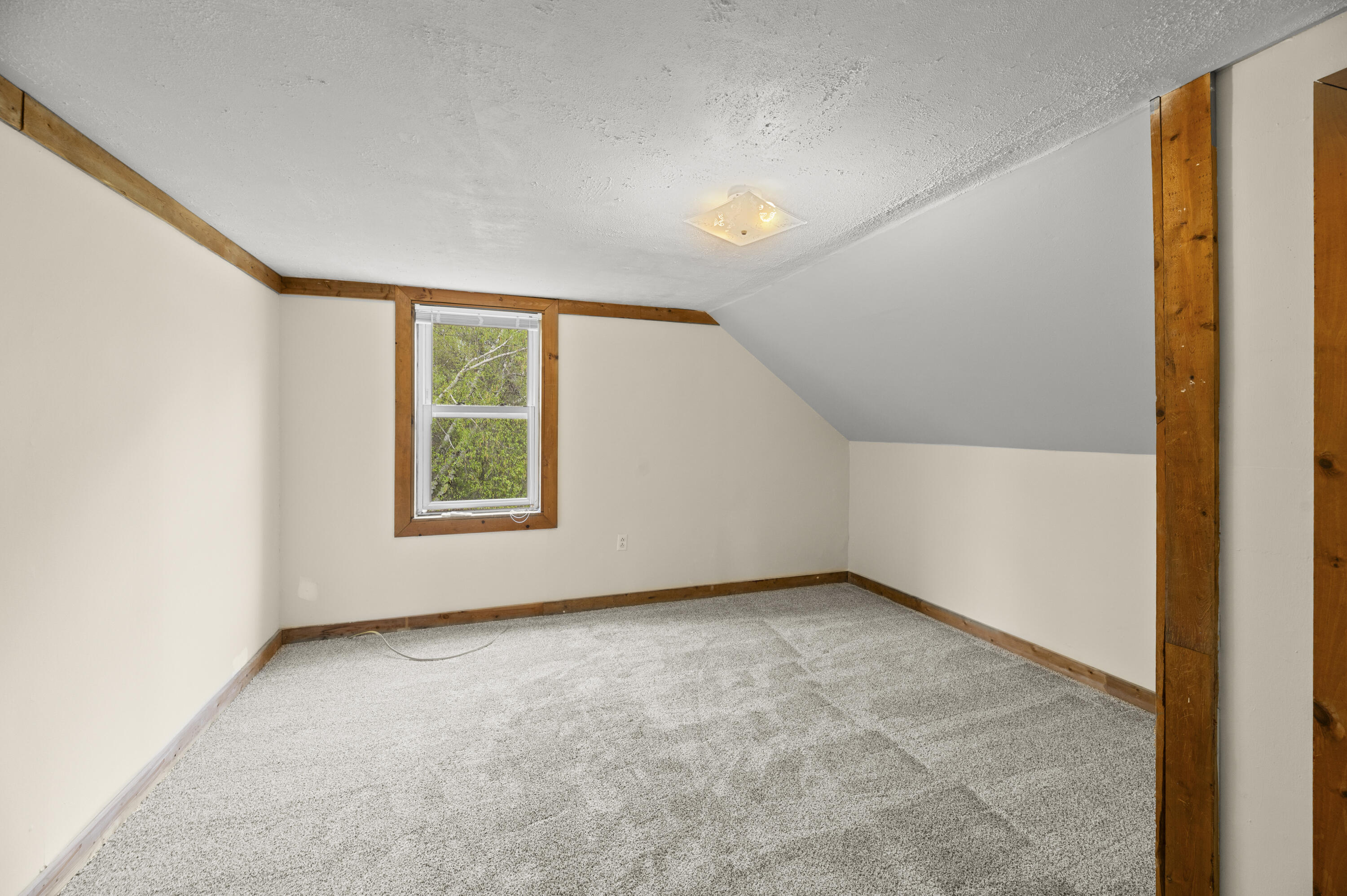 15 Lagrange Road Property Photo 14
