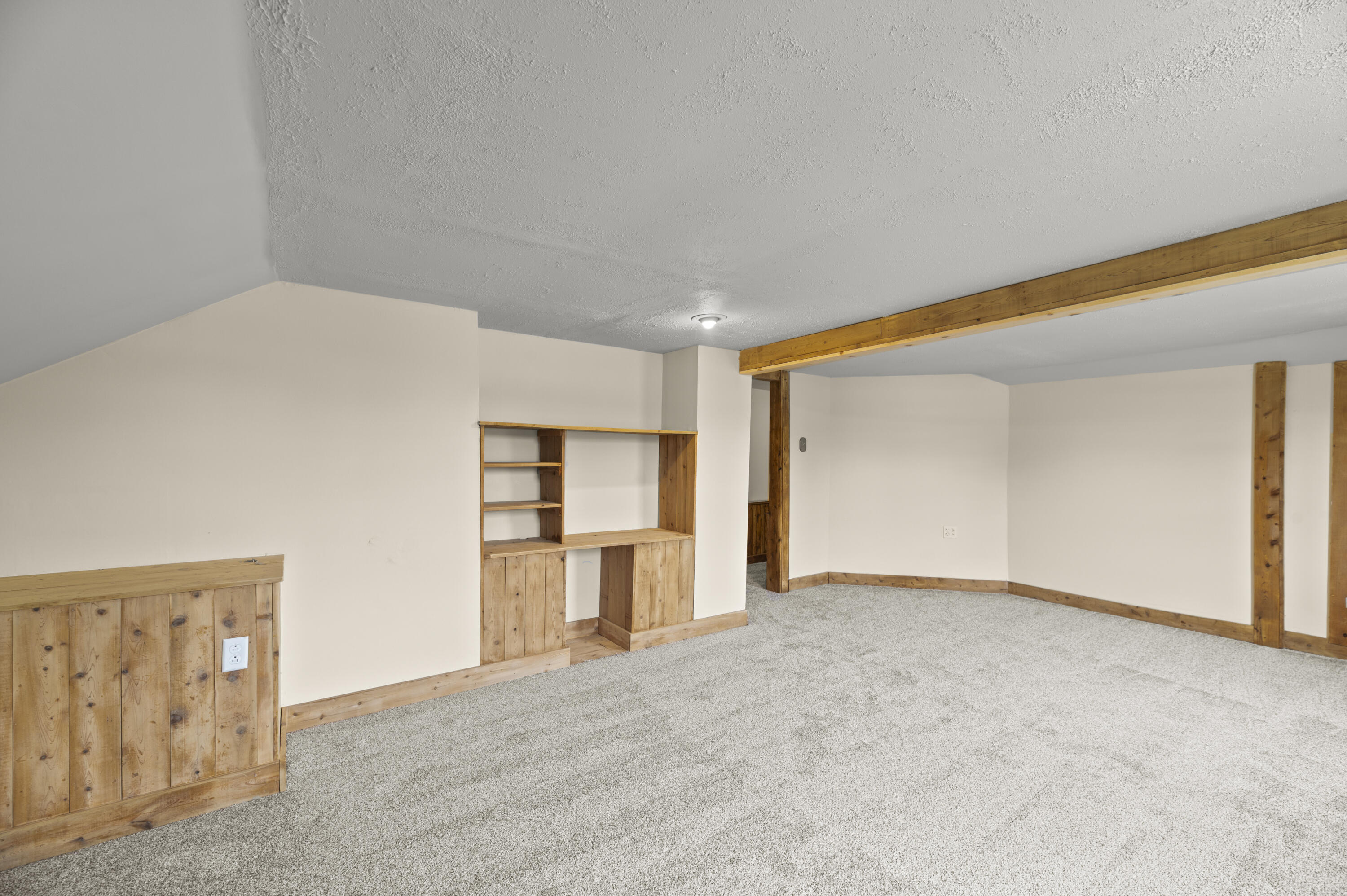 15 Lagrange Road Property Photo 16