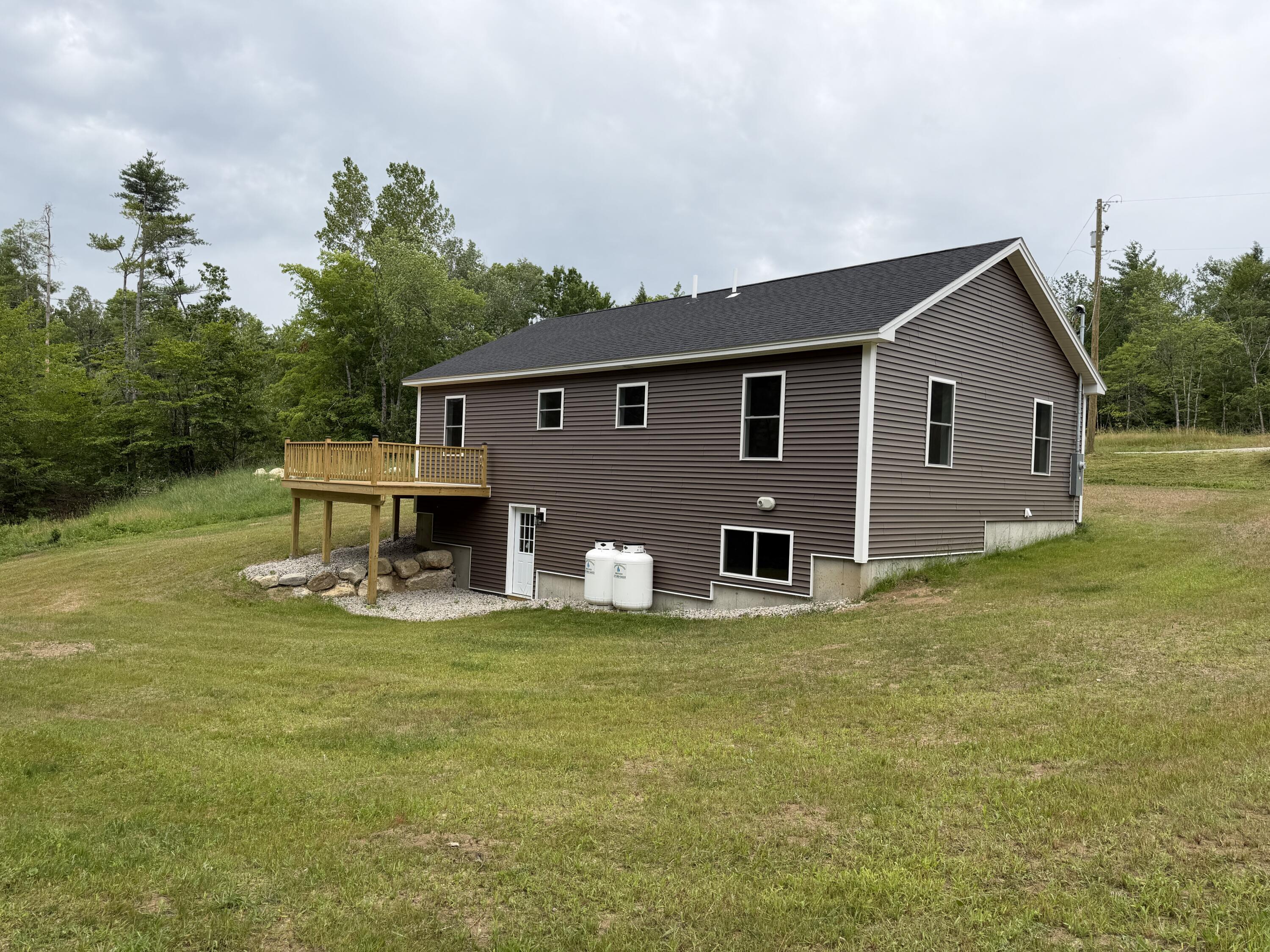 16 Dunham Lane Property Photo 3