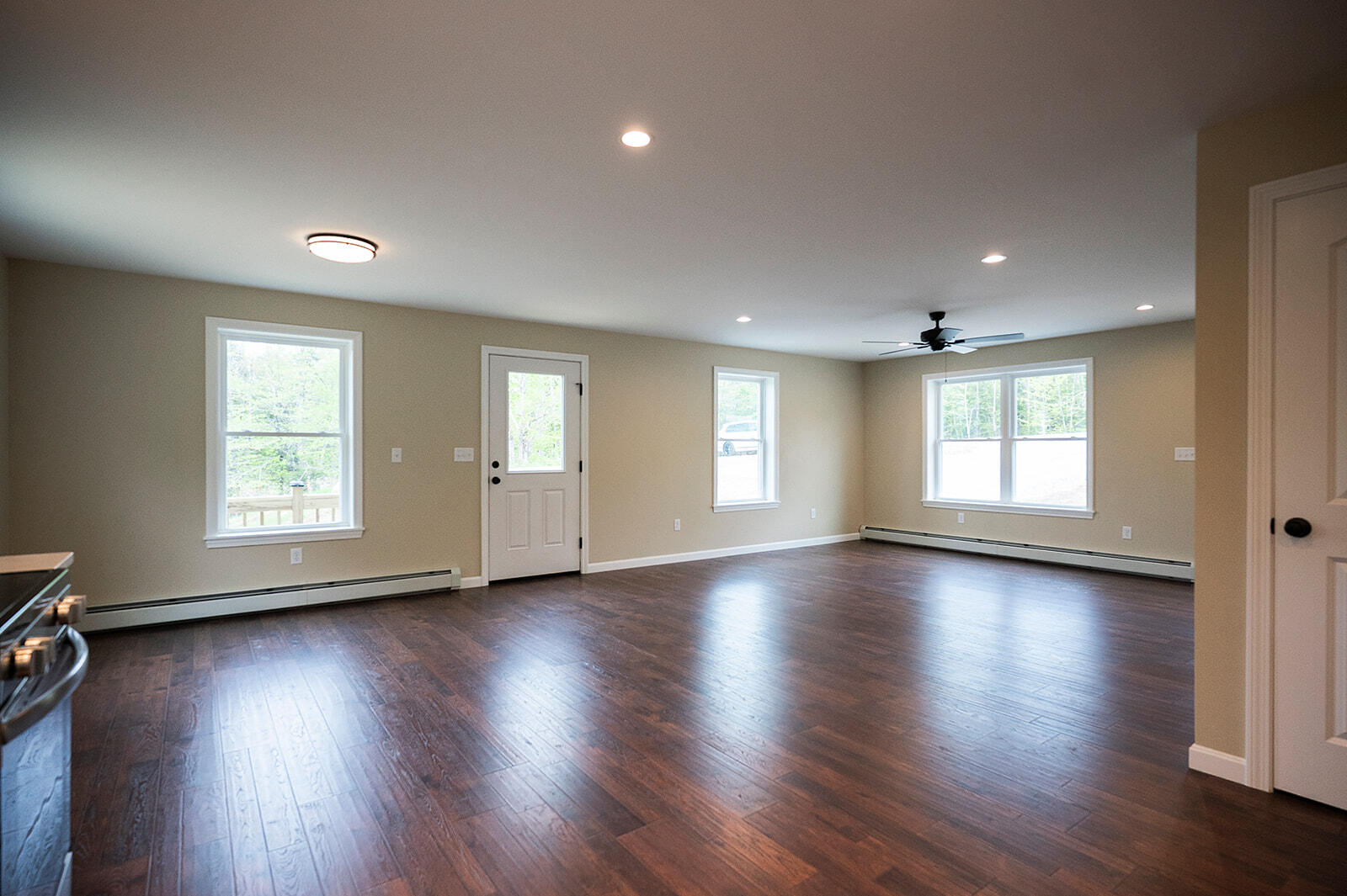 16 Dunham Lane Property Photo 17