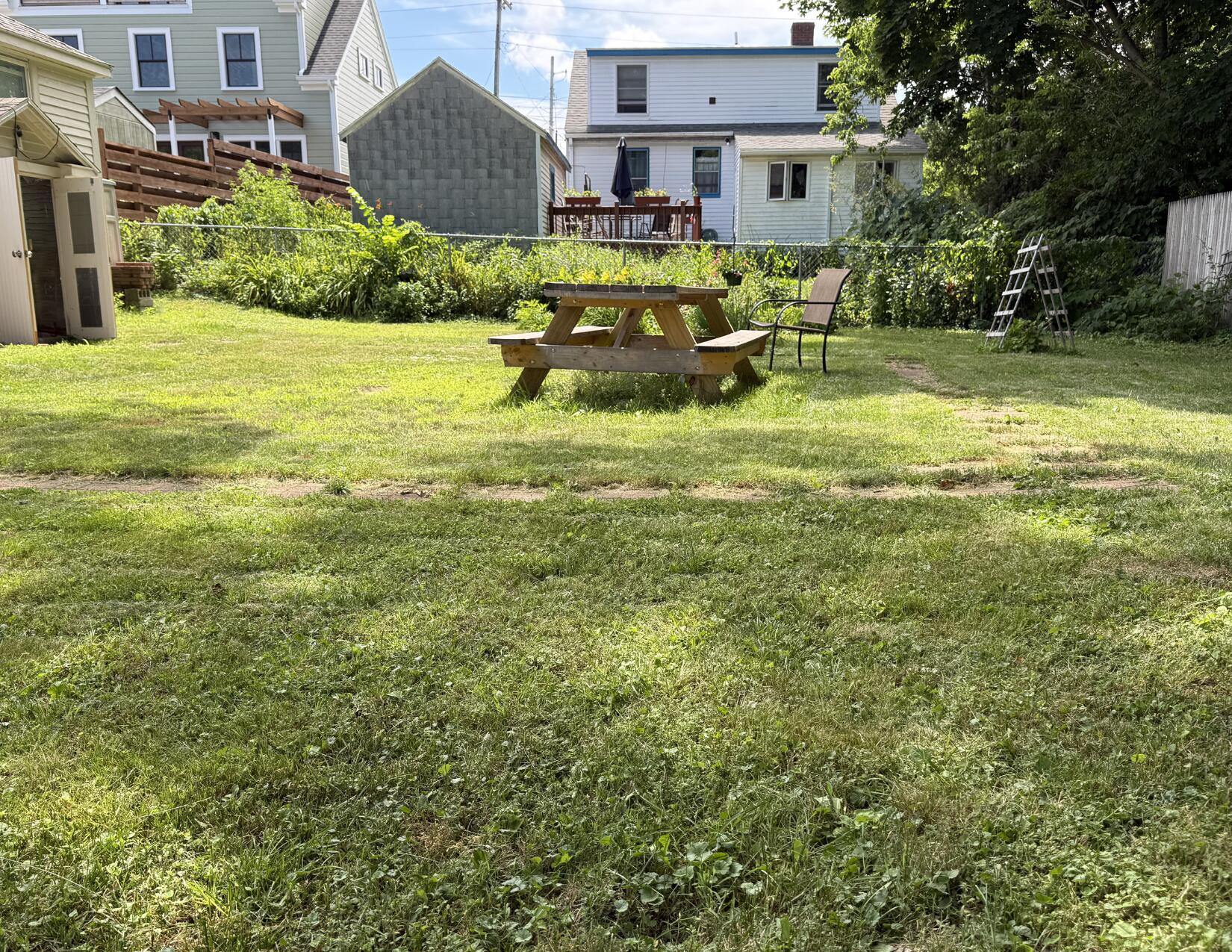 71 Willard Street Property Photo 15