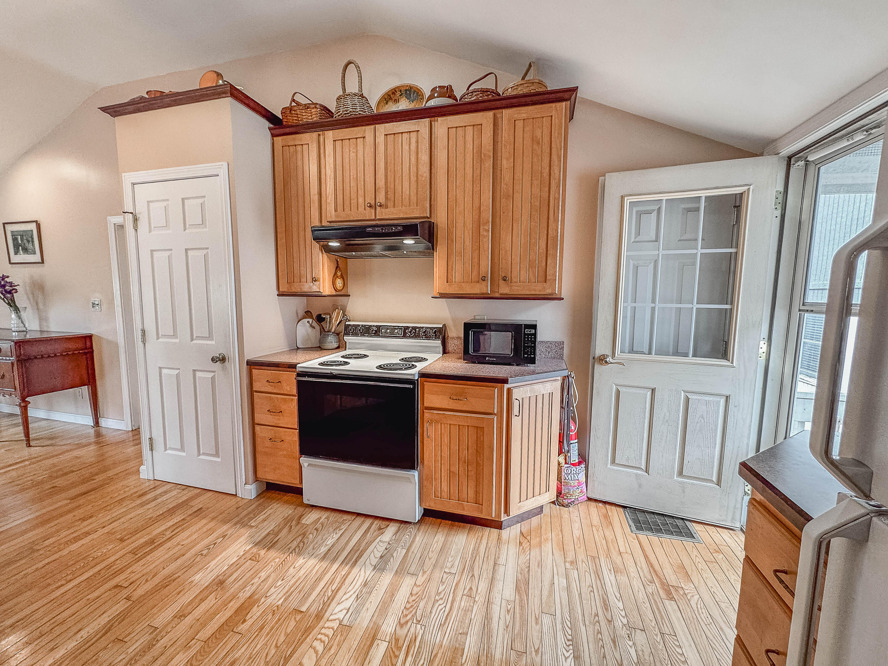 71 Willard Street Property Photo 34
