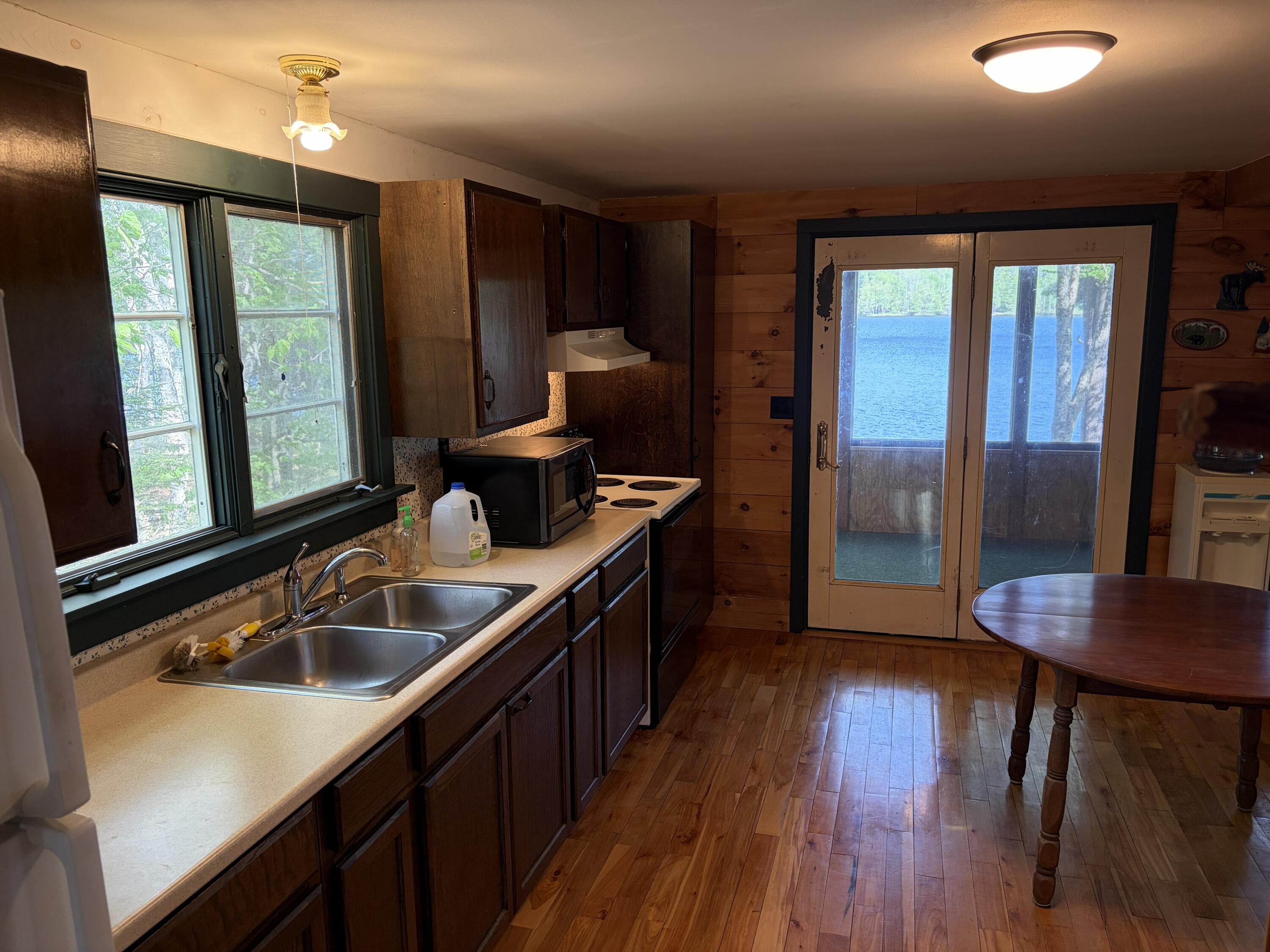 82 Lakeside Drive Property Photo 6