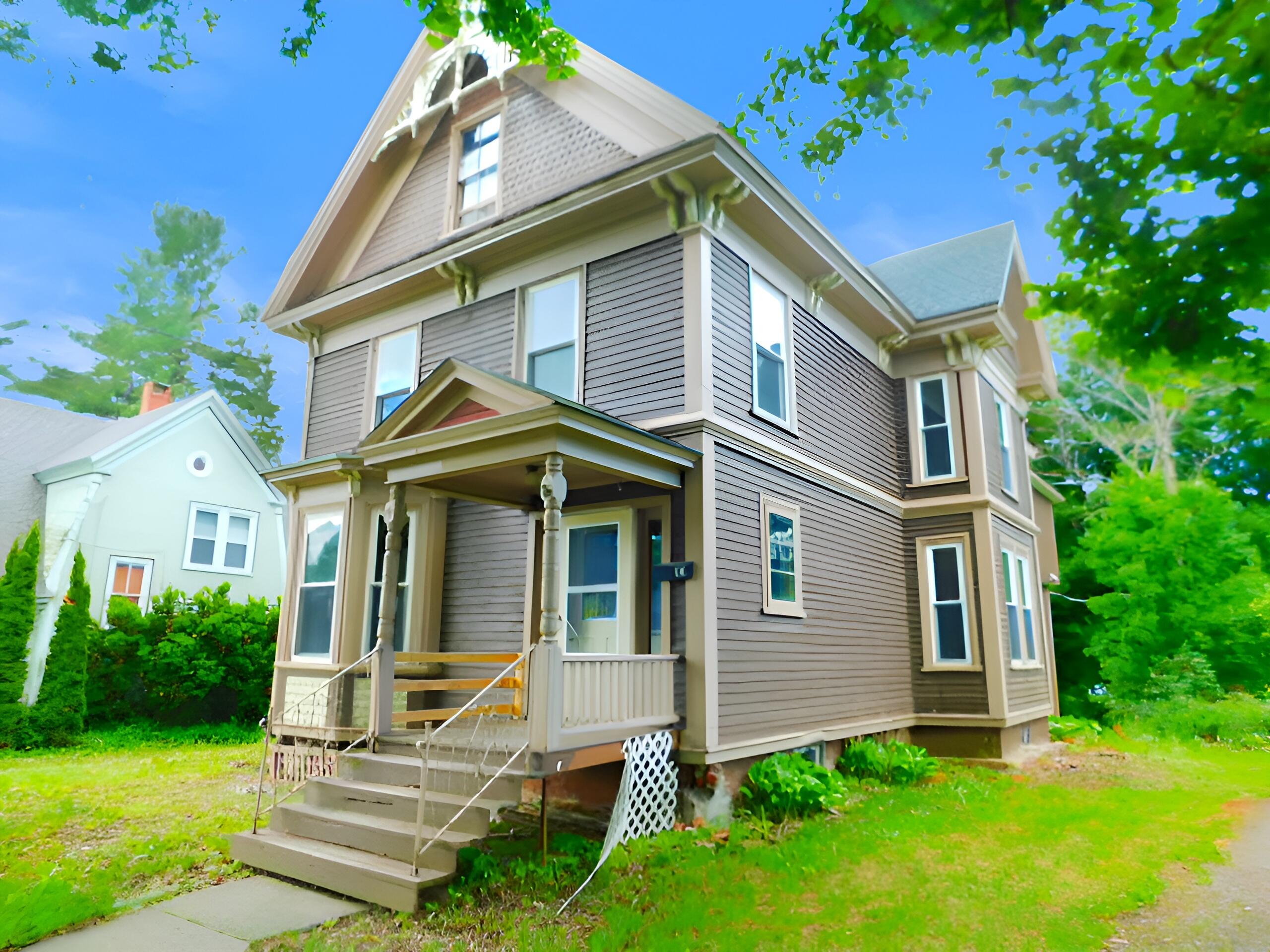 10 Elm Street Property Photo 2