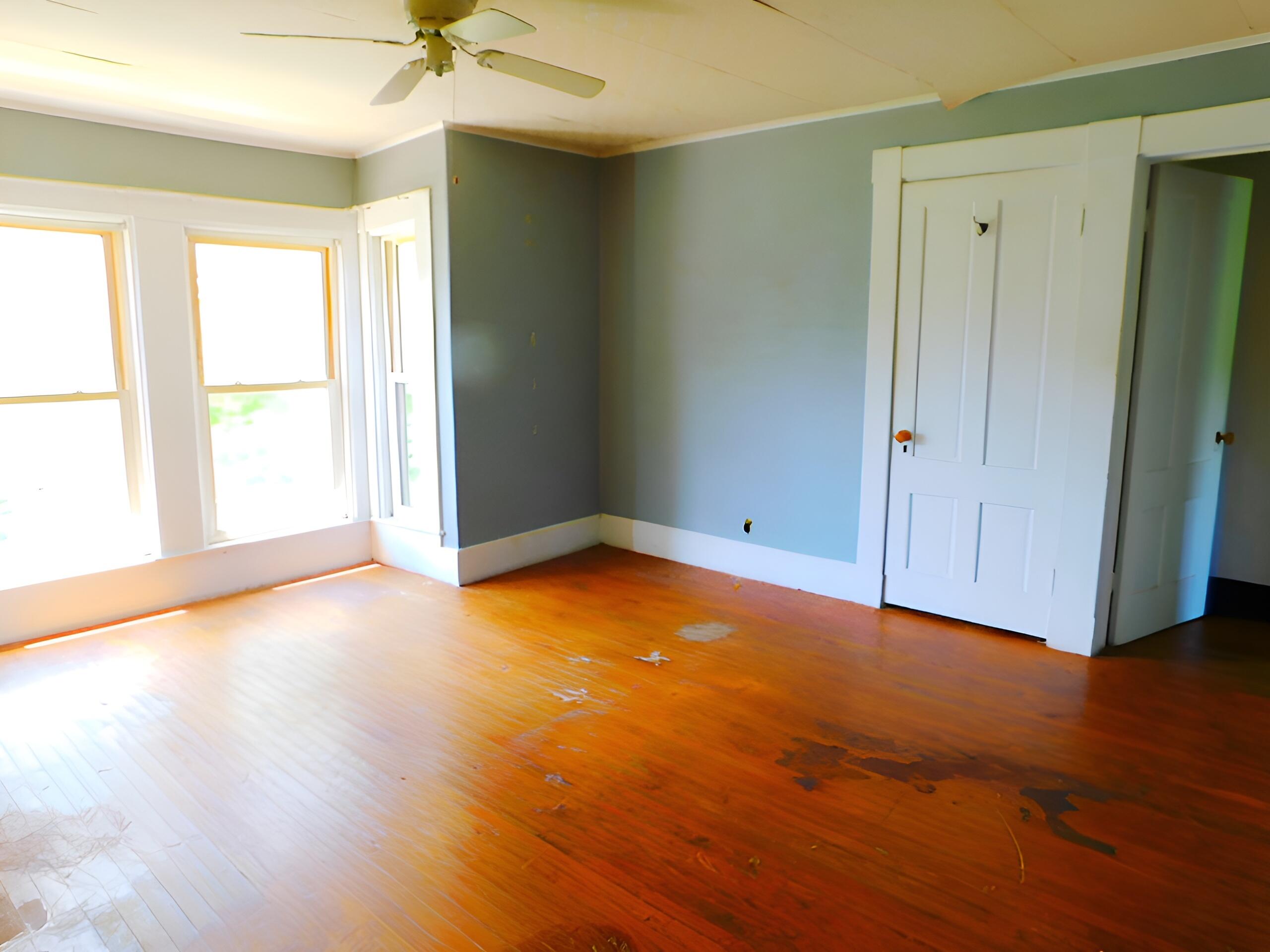 10 Elm Street Property Photo 12